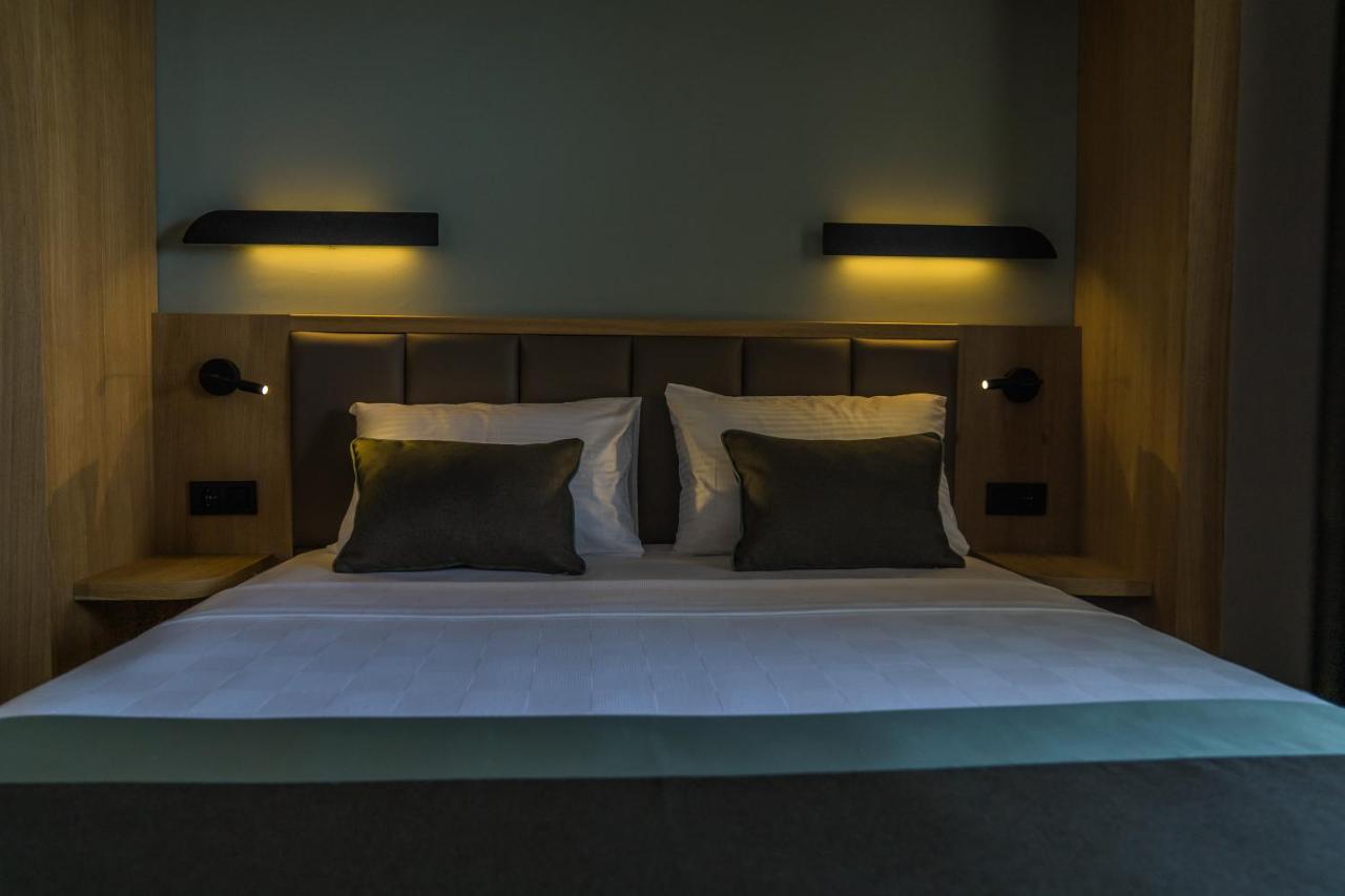 Deluxe Doppelzimmer mit seitlichem Meerblick