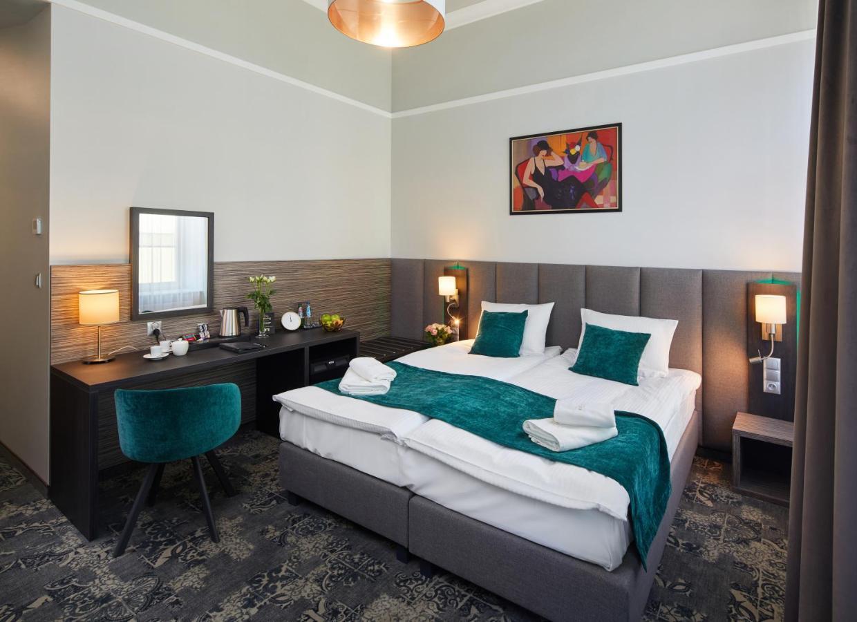 Standard Doppel-/Zweibettzimmer