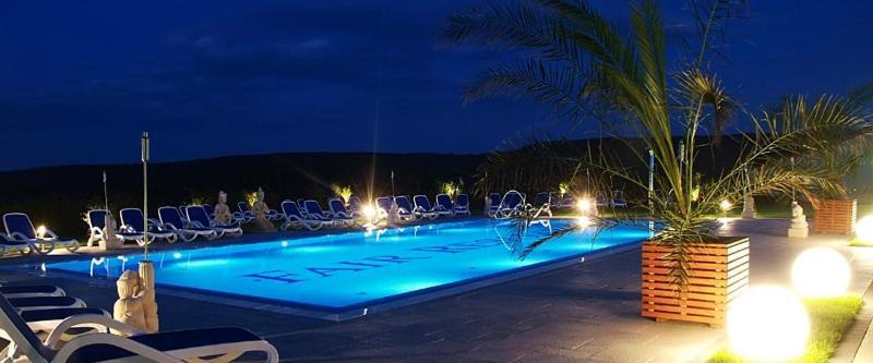 Doppelzimmer mit Poolblick