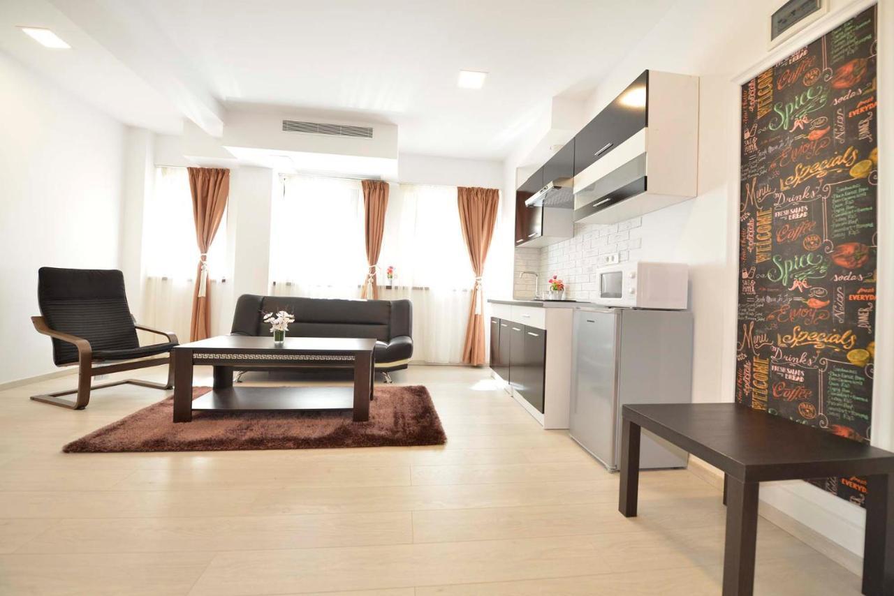 One-Bedroom Apartment,1033053314:JPEG