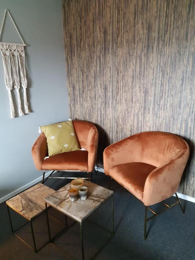 Double Room,1081365568:JPEG