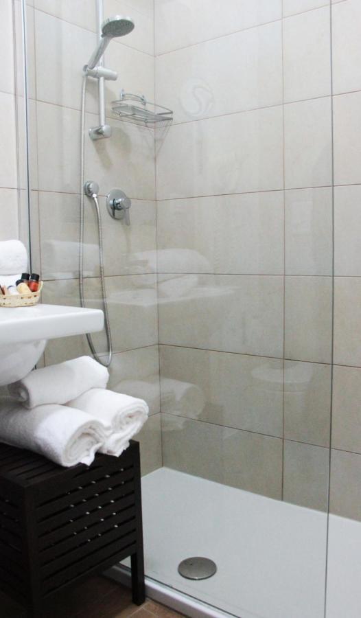 Dreibettzimmer mit Balkon