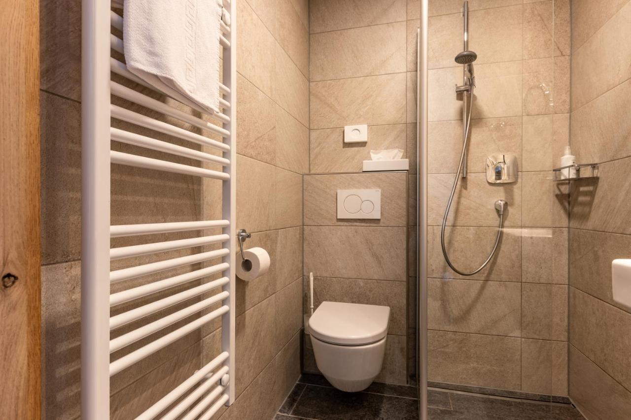 Standard Single Room,1112136606:JPEG