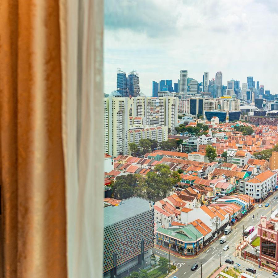 Standard Zimmer mit Queensize-Bett und Stadtblick