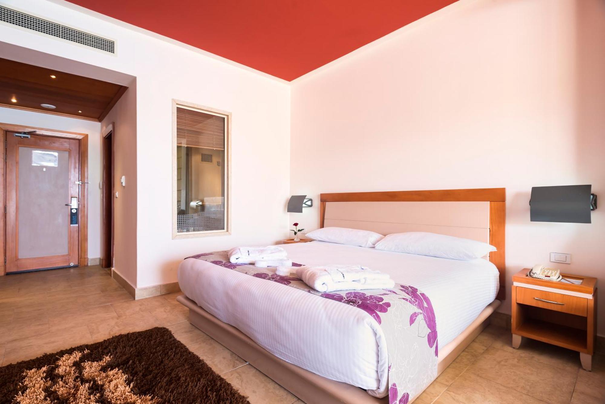 Superior Room with Garden View,1389716708:JPEG