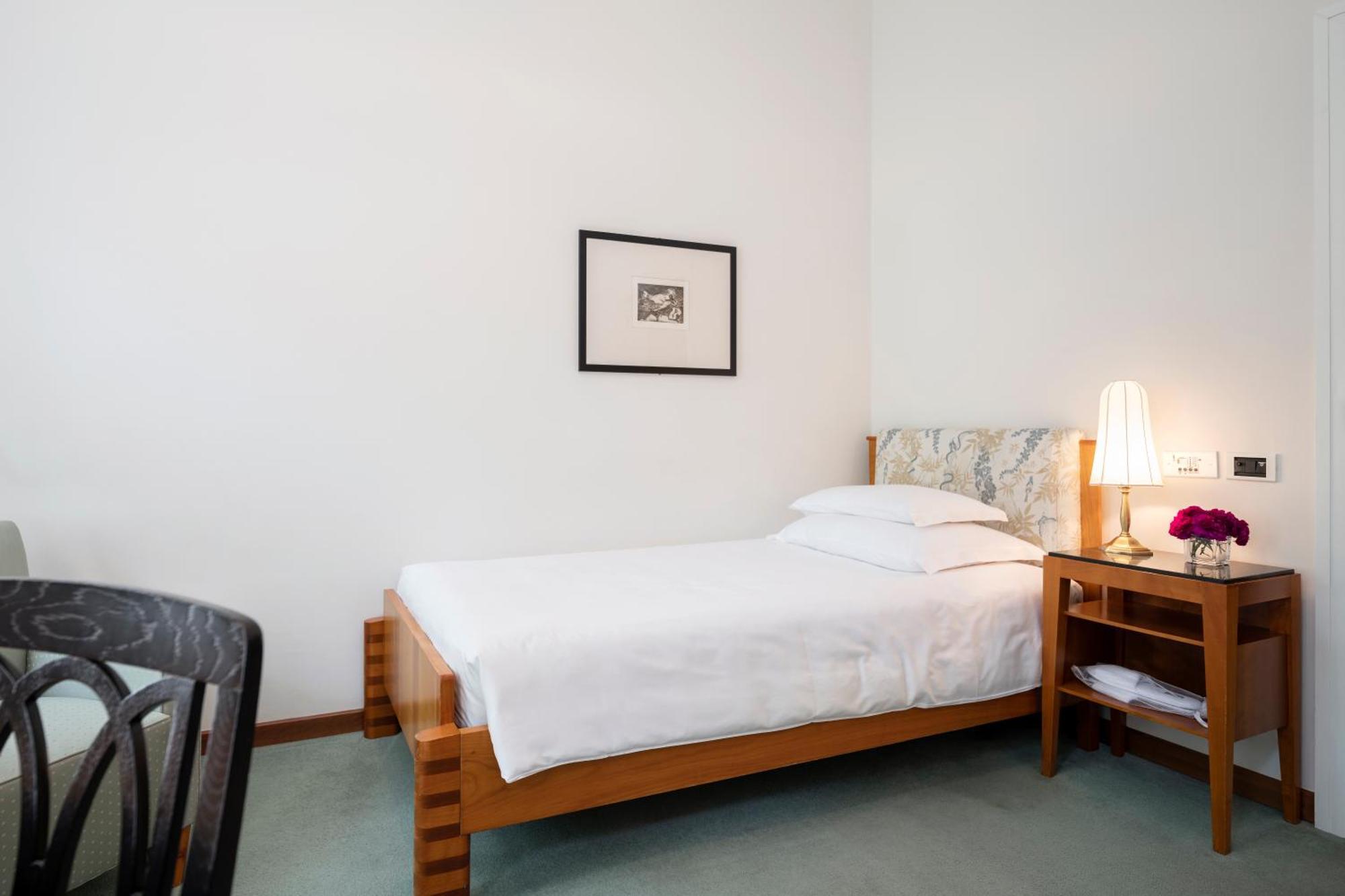 Single Room,1216193536:JPEG