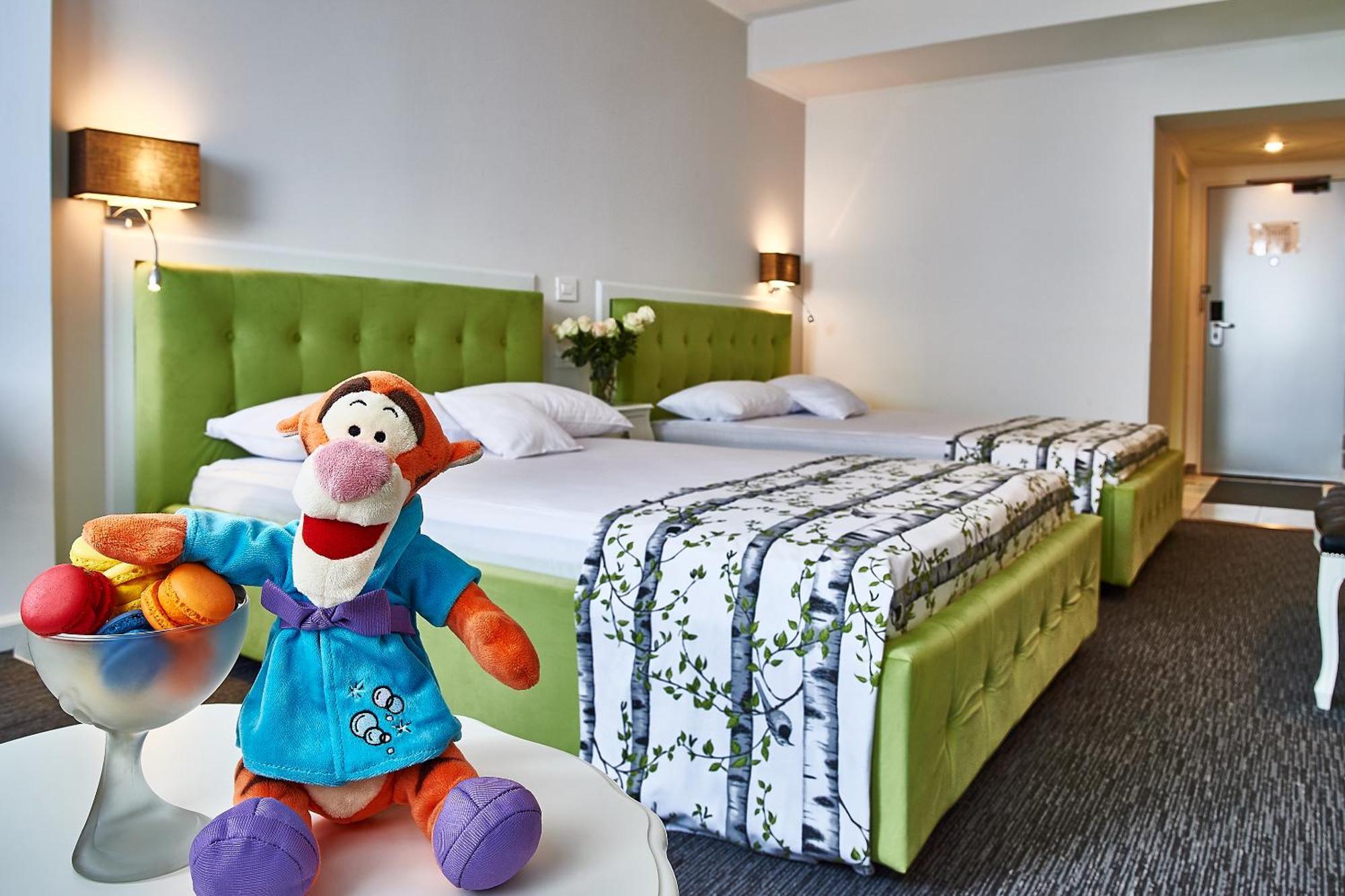 Deluxe Family PLUS Room