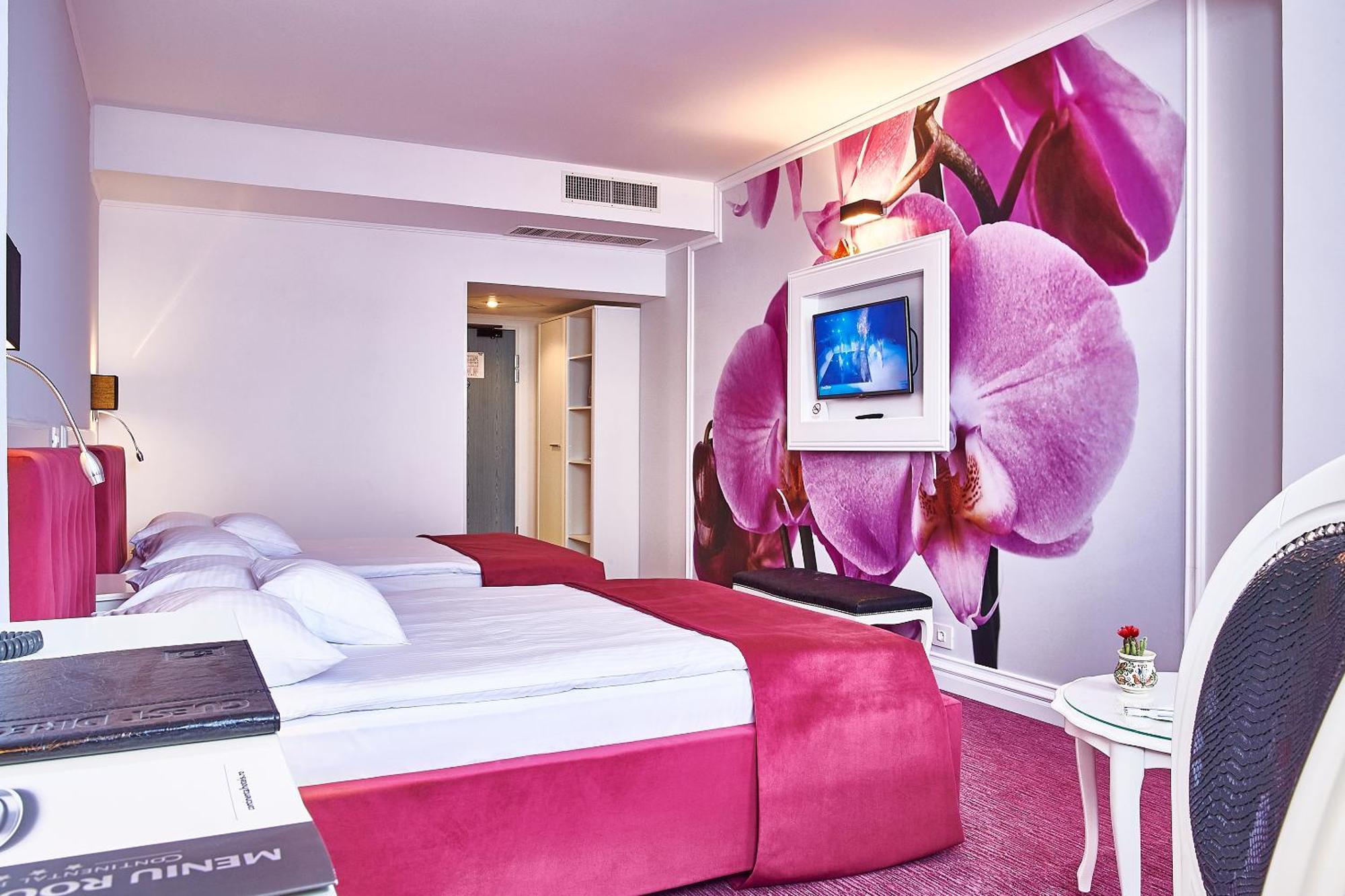 Deluxe Family PLUS Room