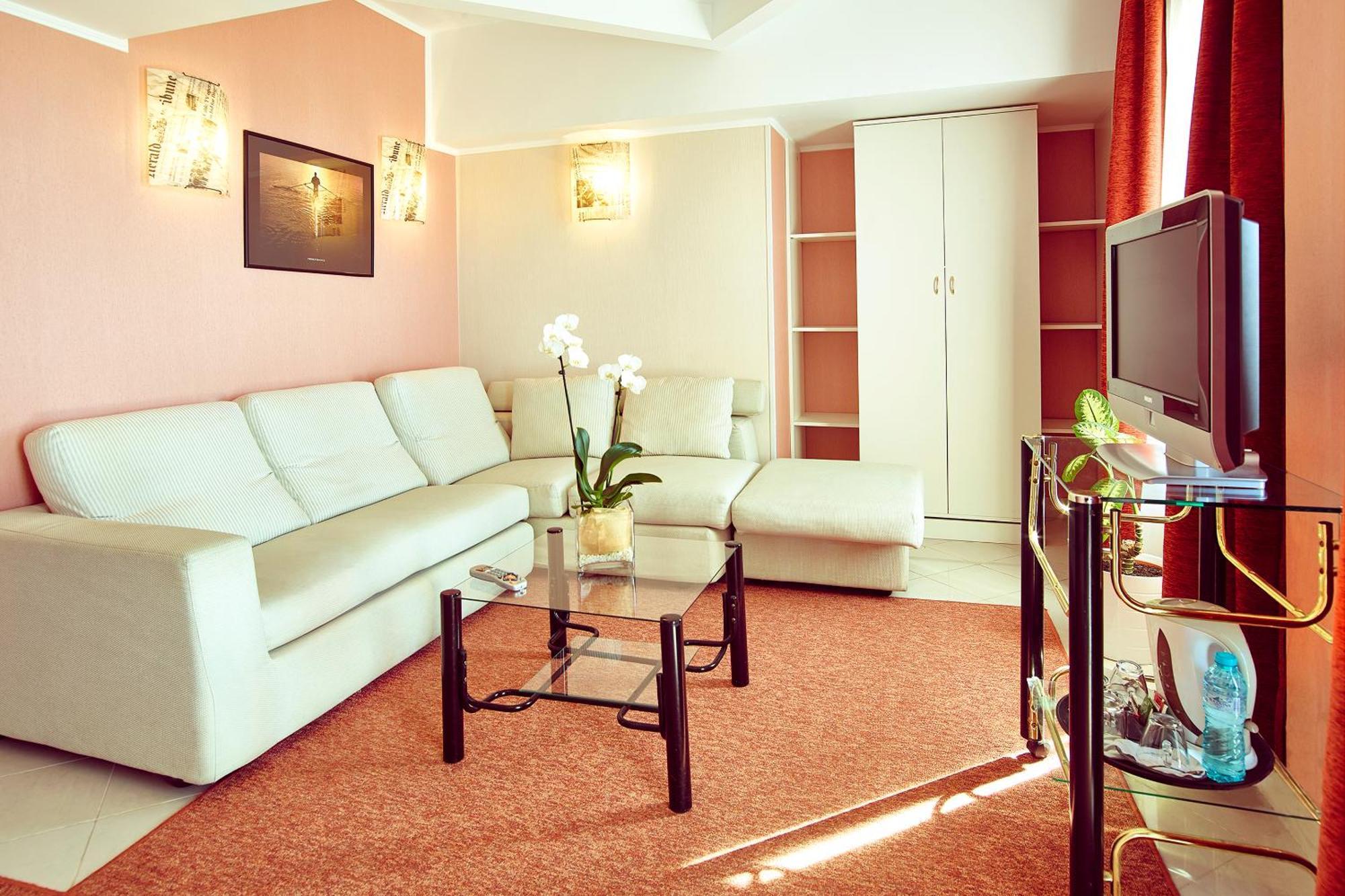 Standard Suite
