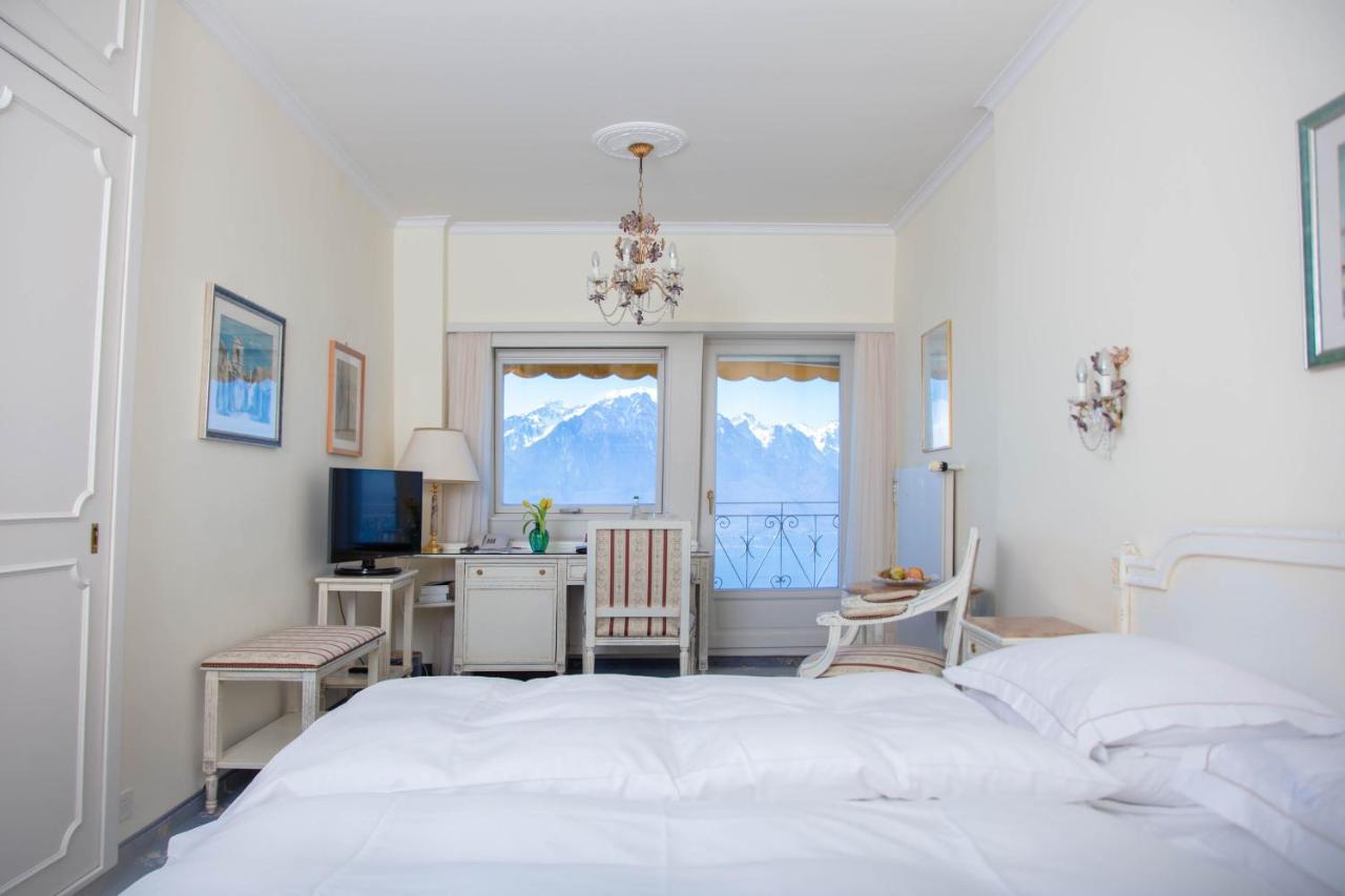 Standard Double Room with Lake View,1225265117:JPEG