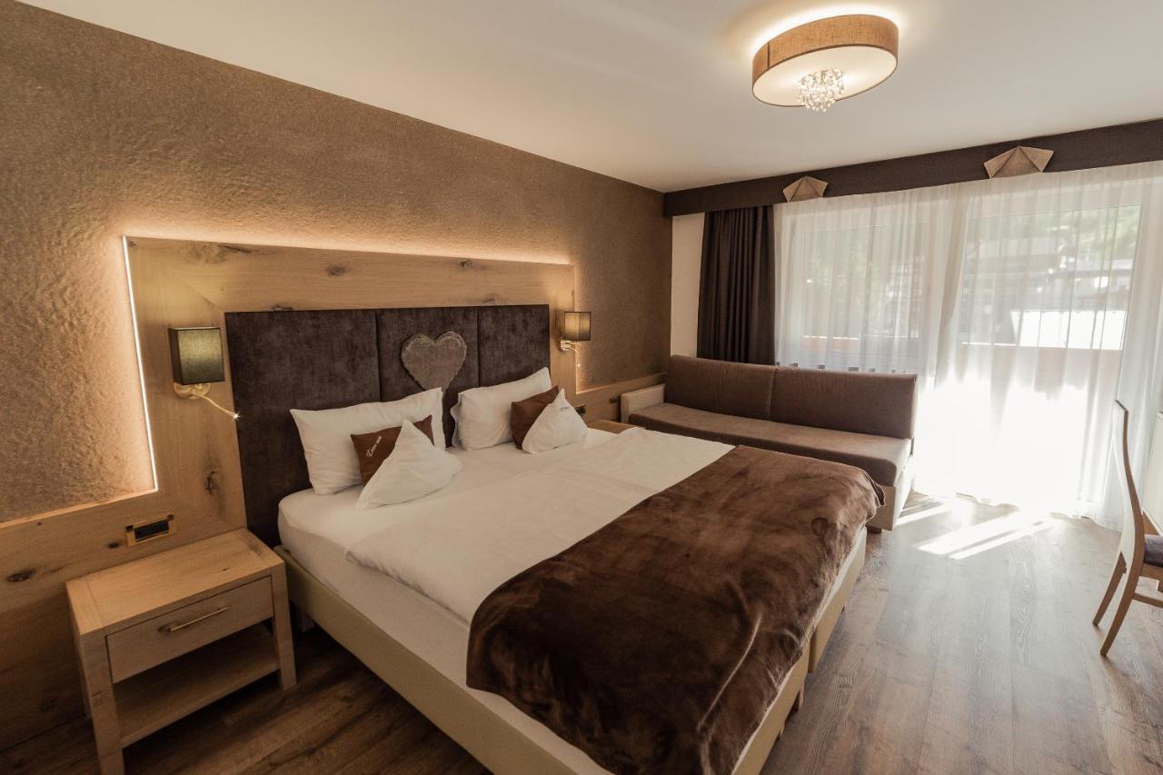Standard Double or Twin Room Balcony,1118719689:JPEG