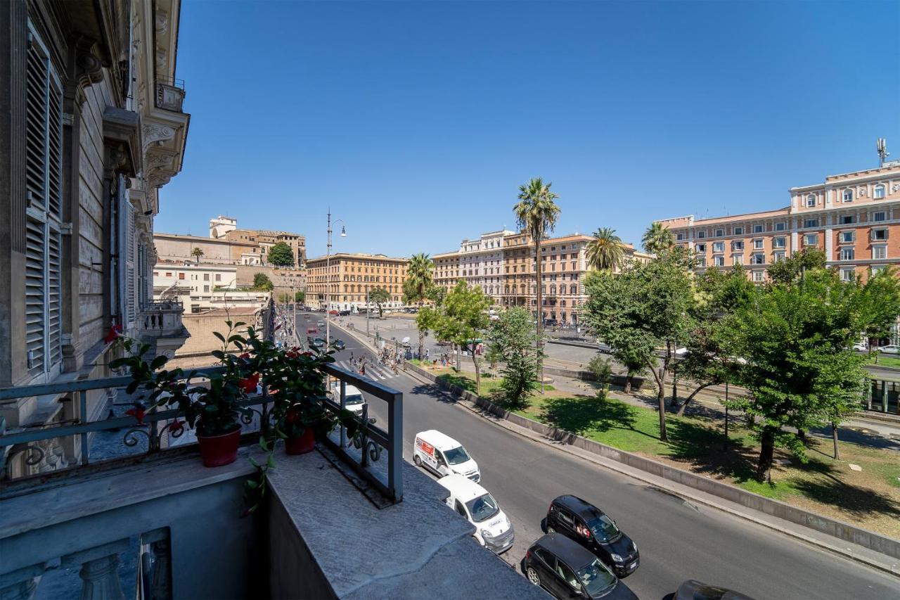 Double Room with Balcony,1267535215:JPEG