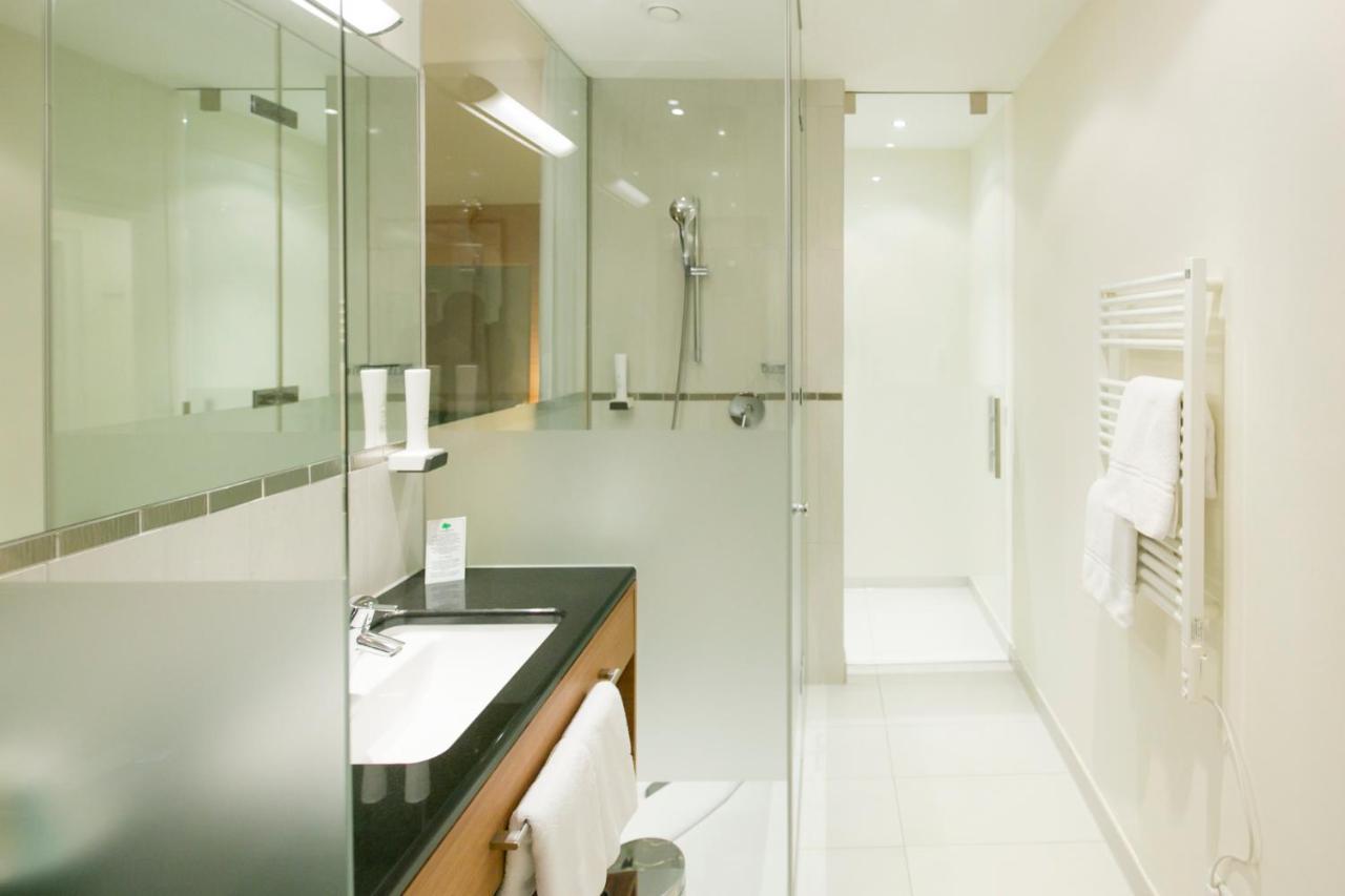 Glass Bathroom Room