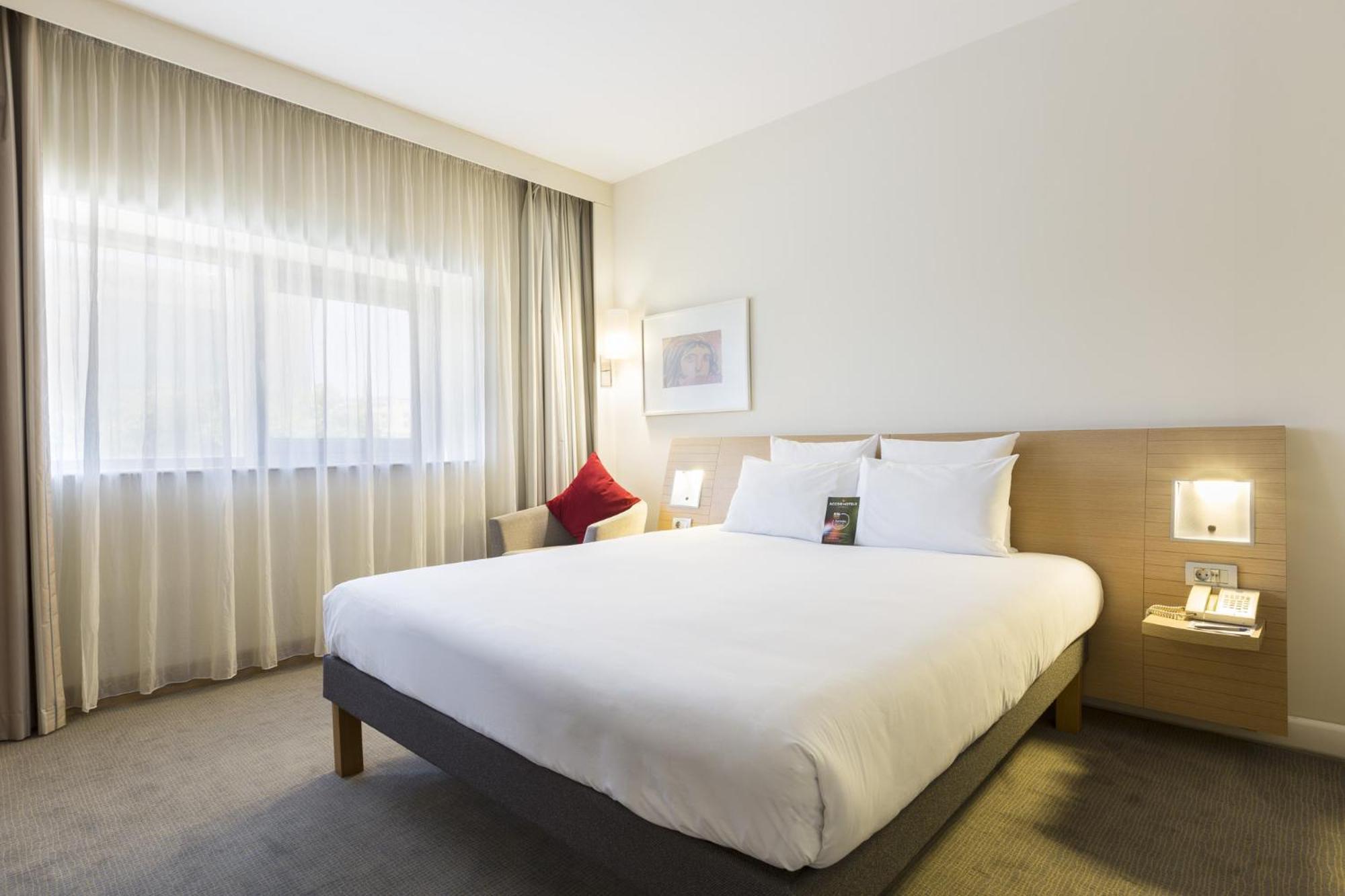 Executive Queen Room with Sofa Bed,1339976387:JPEG
