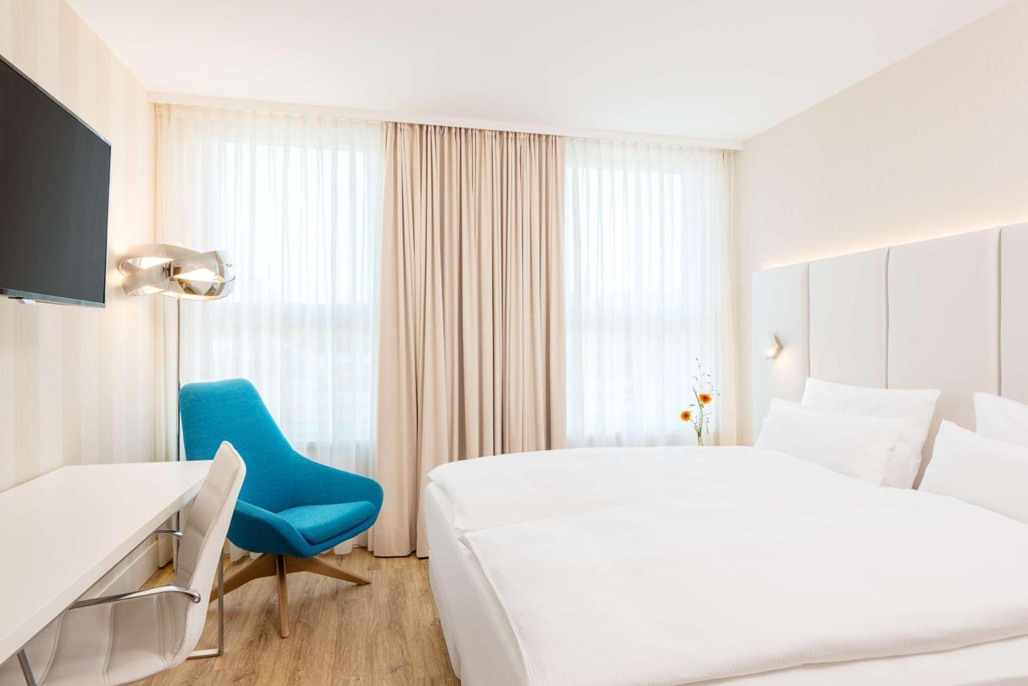 Standard Double or Twin Room,1680684121:JPEG