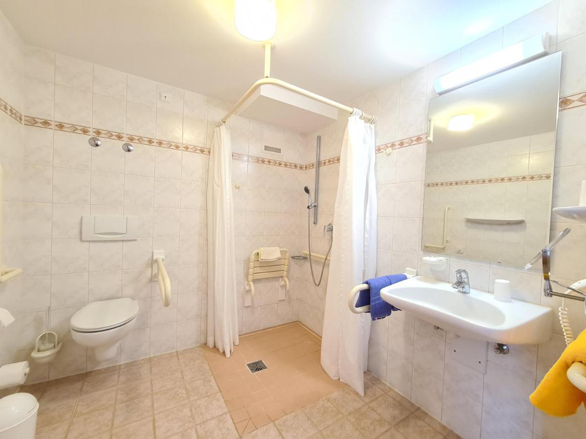 Double Room - Disability Access,1290836365:JPEG