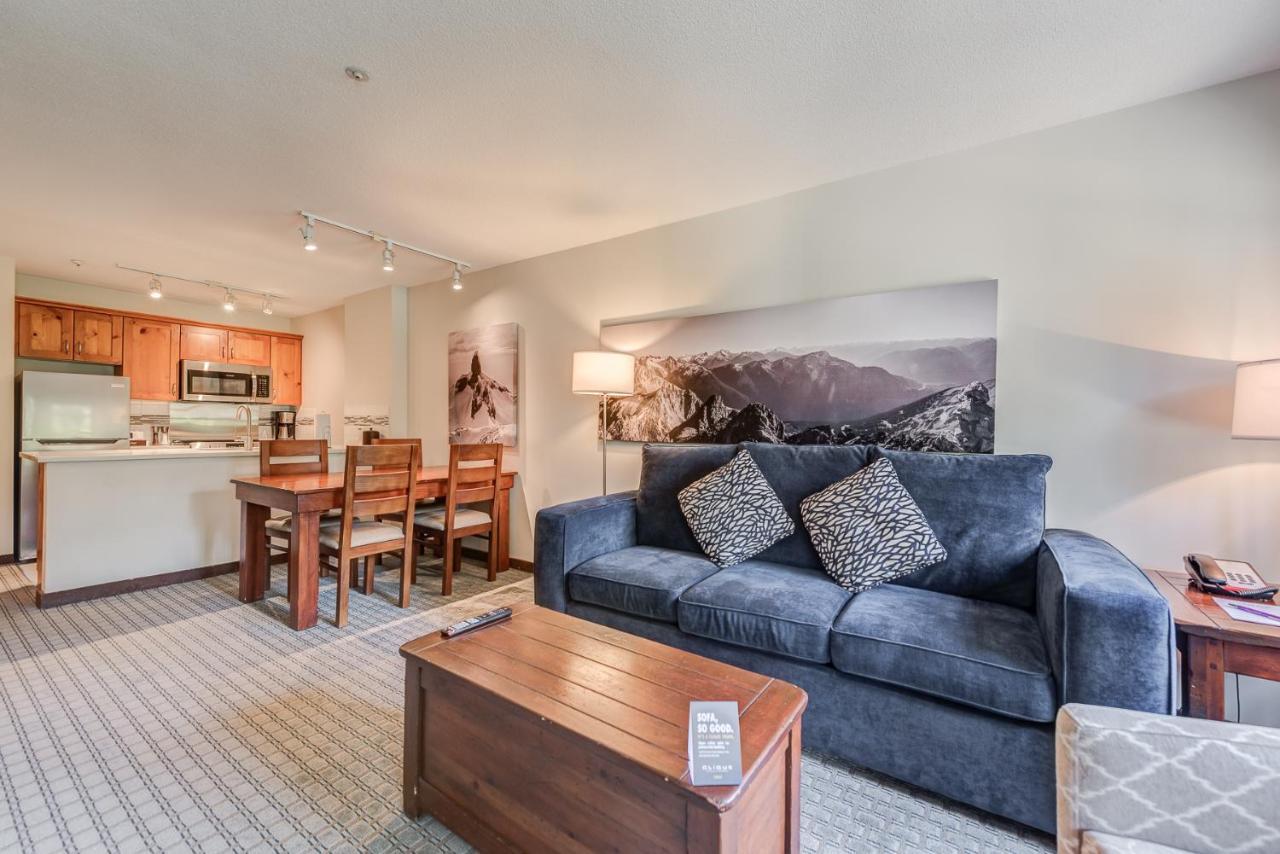 One-Bedroom Suite with Full Kitchen,1299859708:JPEG