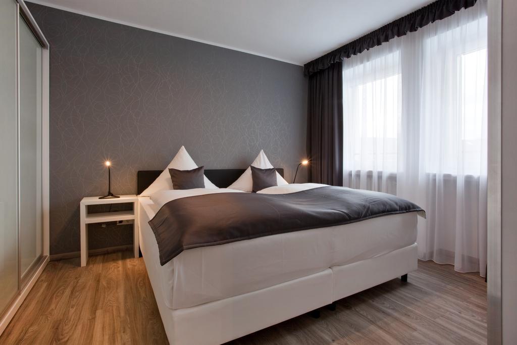 Doppel- oder Zweibettzimmer
