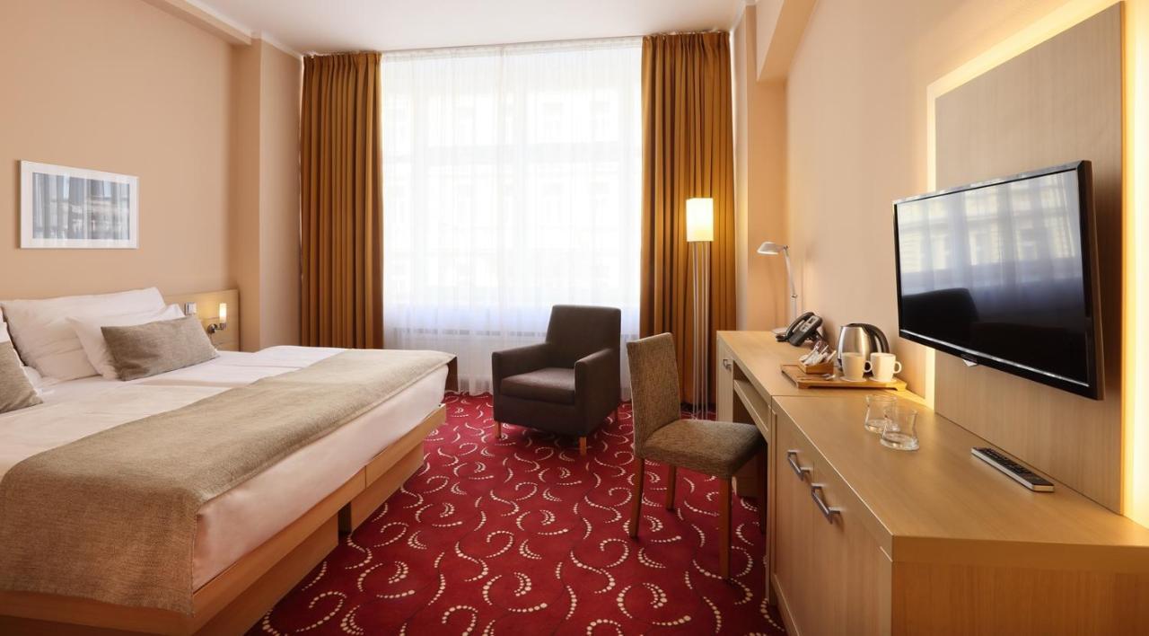 Deluxe Doppel-/Zweibettzimmer