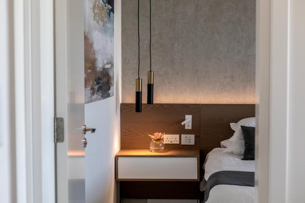 Double or Twin Room Inland View