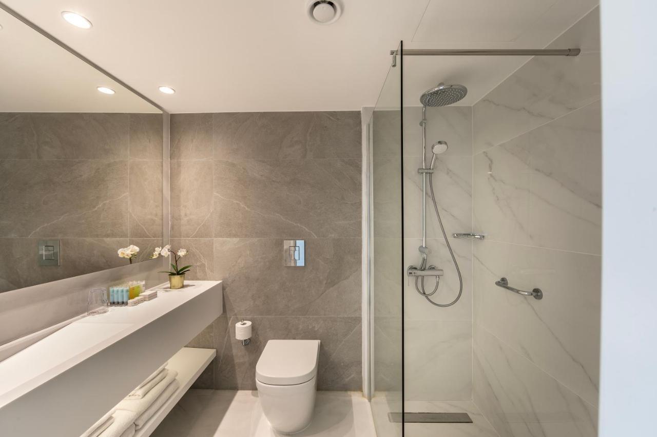 Double or Twin Room Inland View