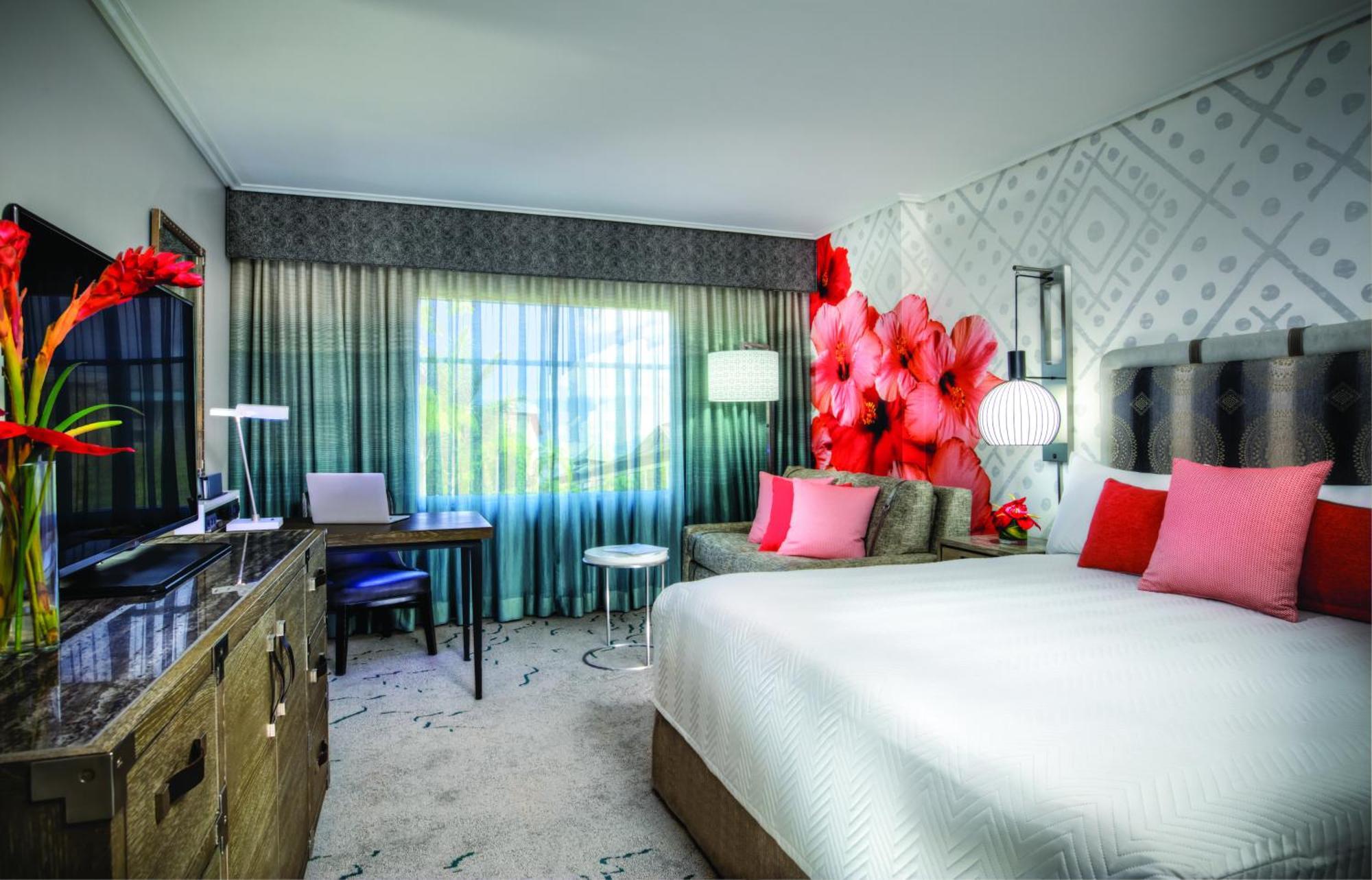 King Room Includes ^ Universal Express Unlimited,1439663380:JPEG