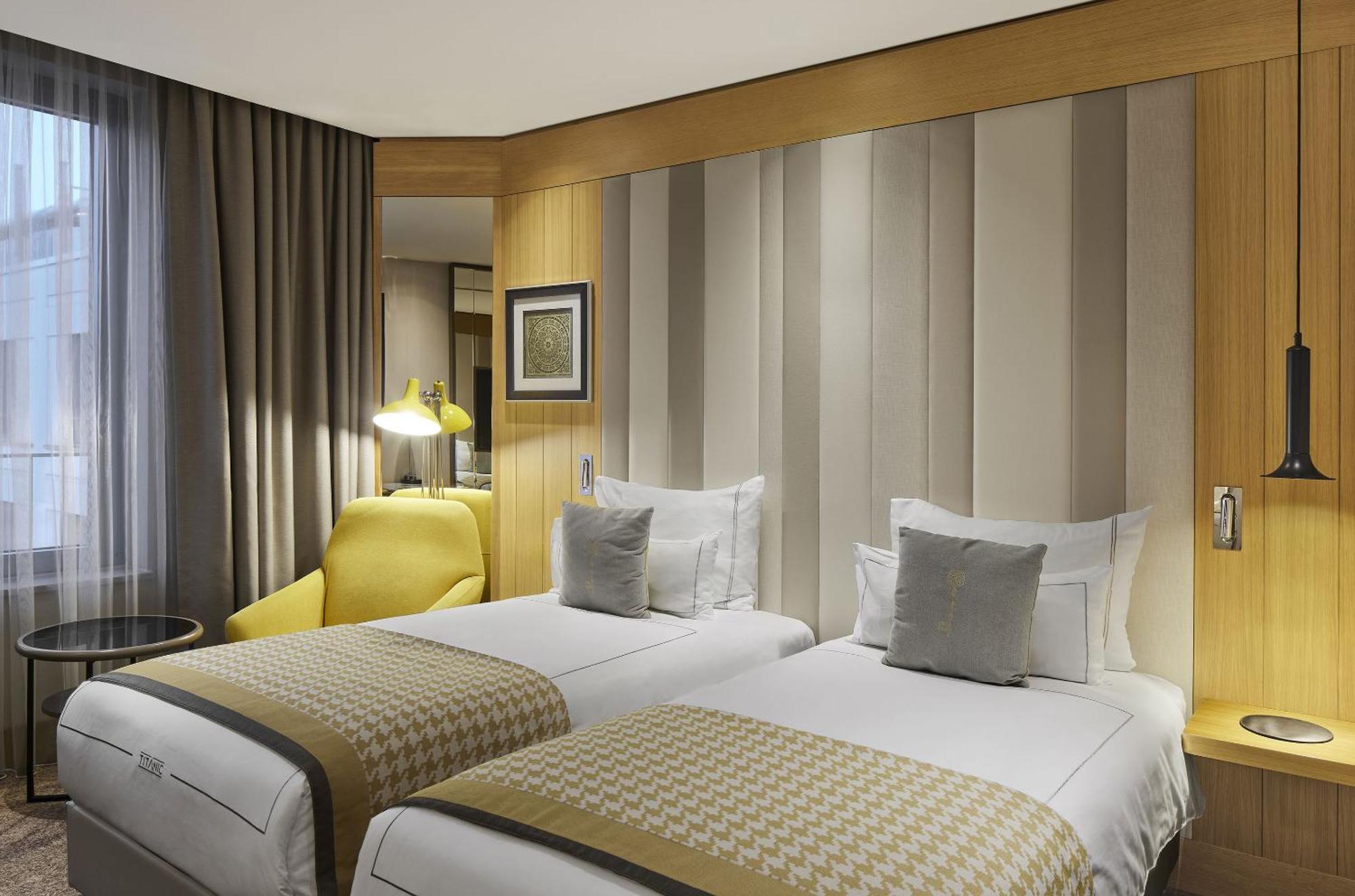 Standard Twin Room,1500844708:JPEG