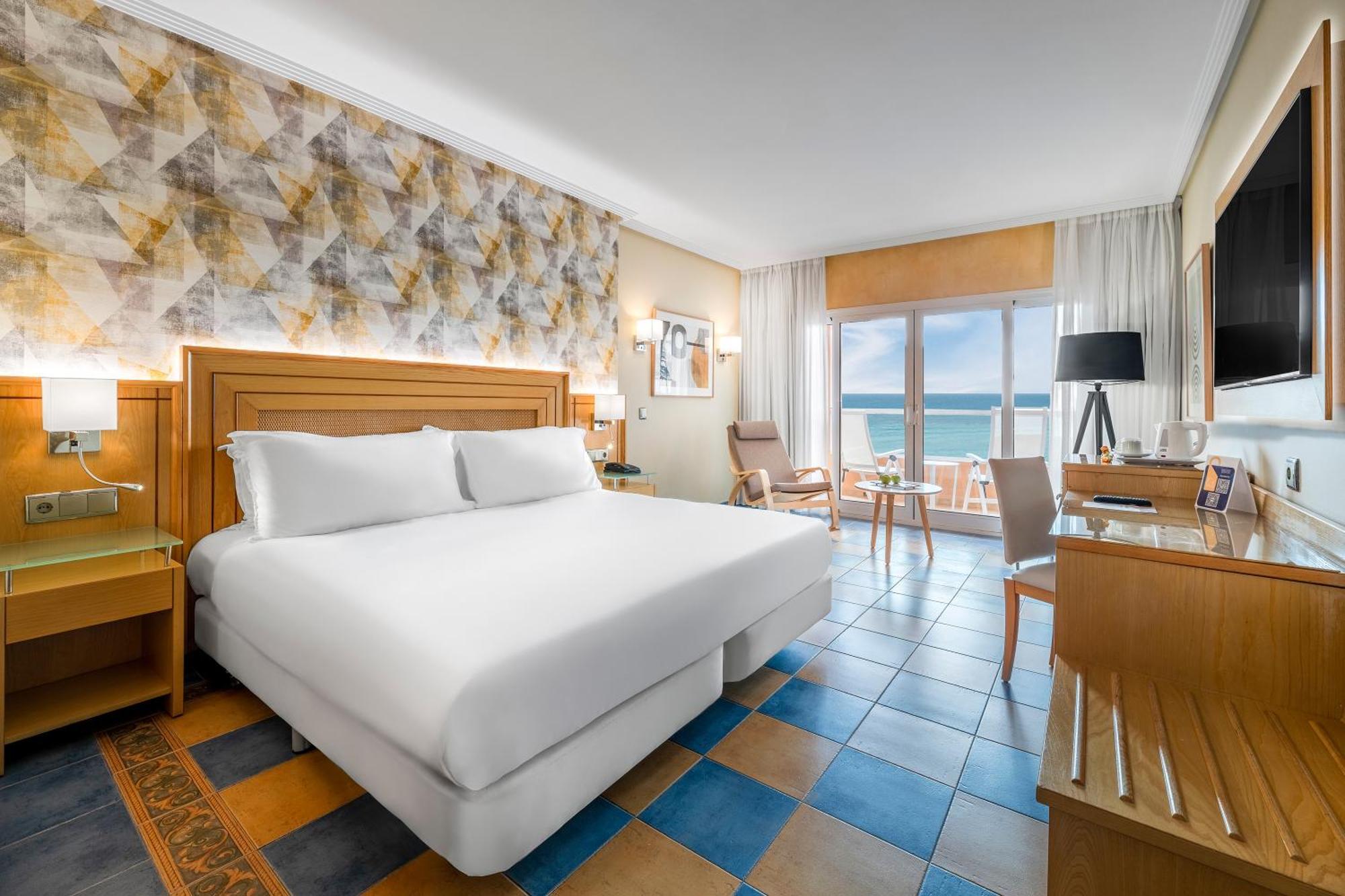 Double or Twin Room with Sea View,1516504777:JPEG
