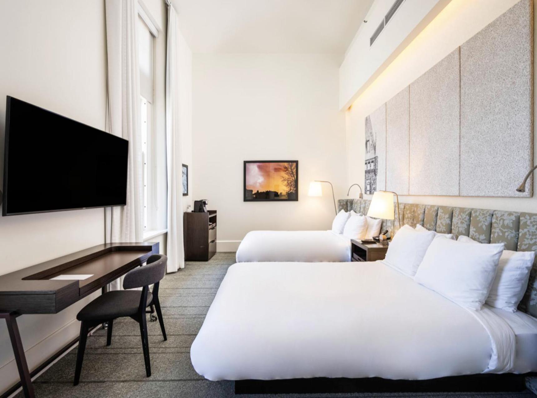 Cozy Double Room,1531296568:JPEG