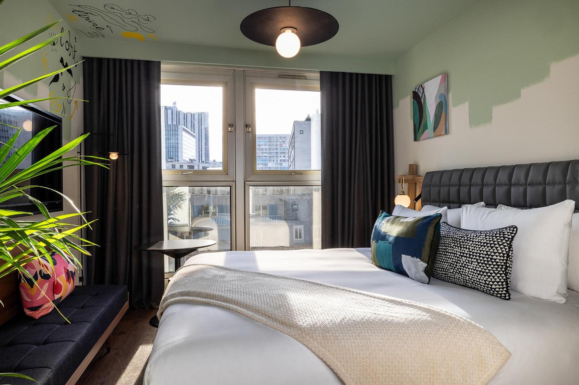 Edgar Prestige Room