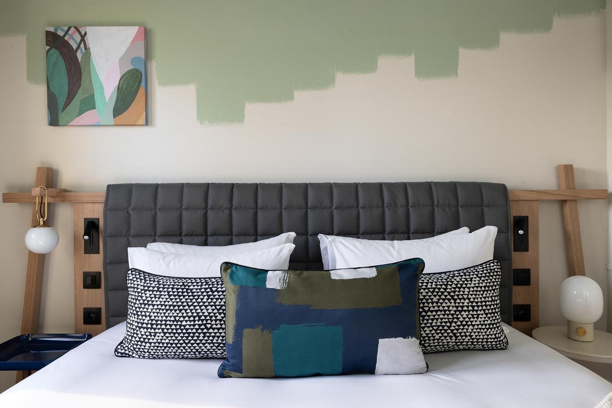 Edgar Prestige Room