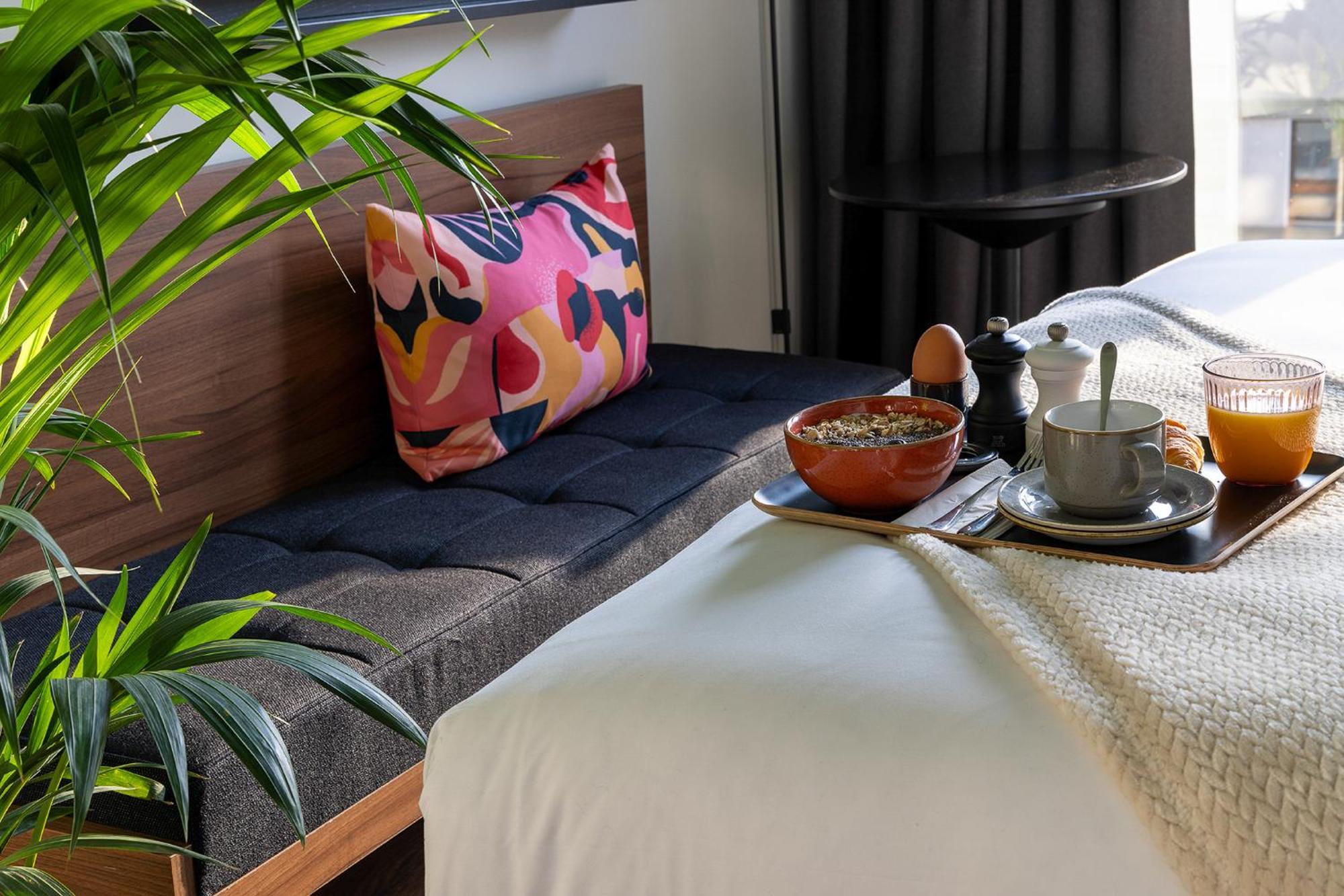 Edgar Prestige Room