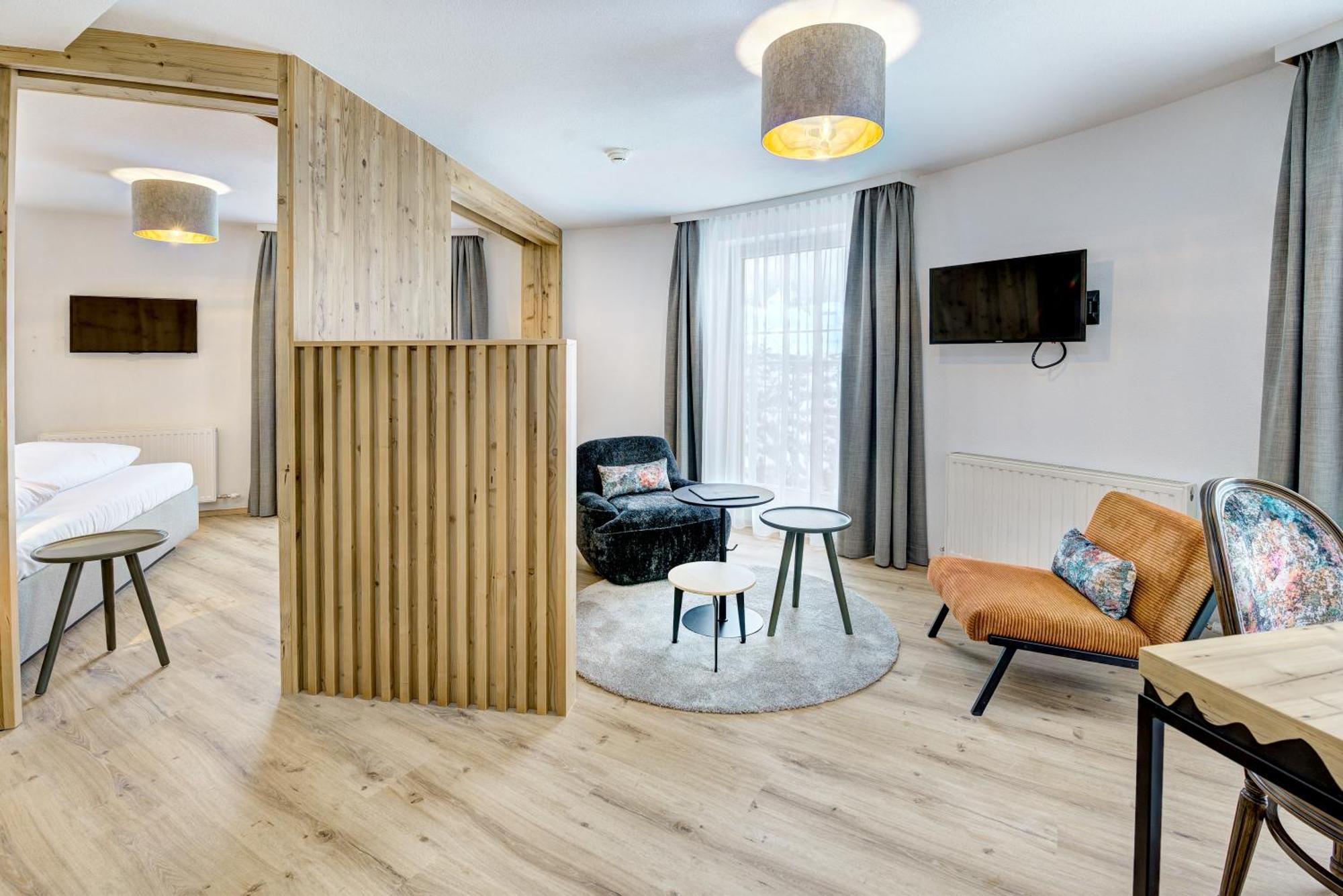 Deluxe Junior Suite