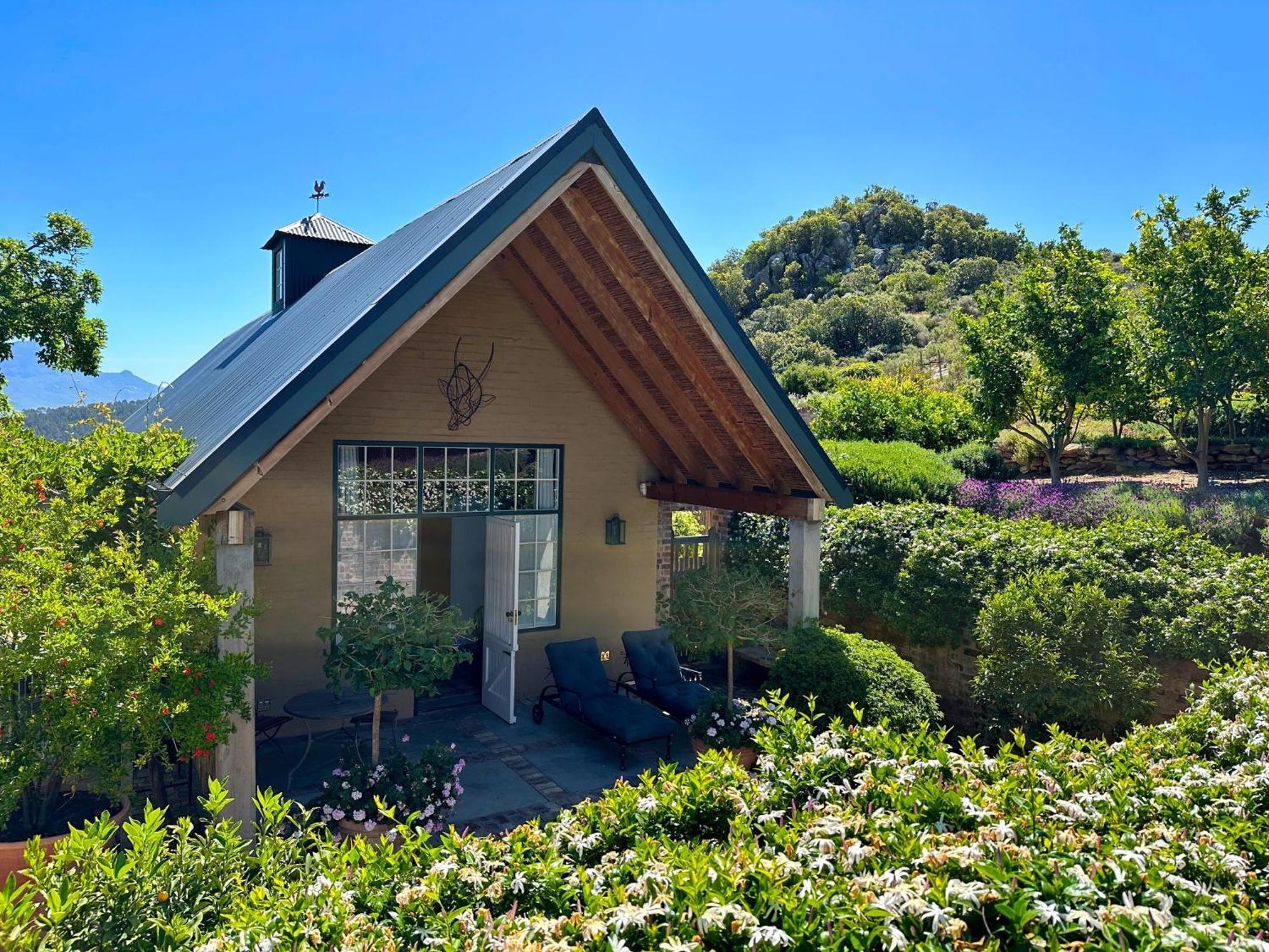 Standard Zweibettzimmer mit Gartenblick