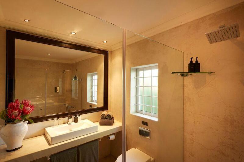 Luxury Cottage,1563315136:JPEG