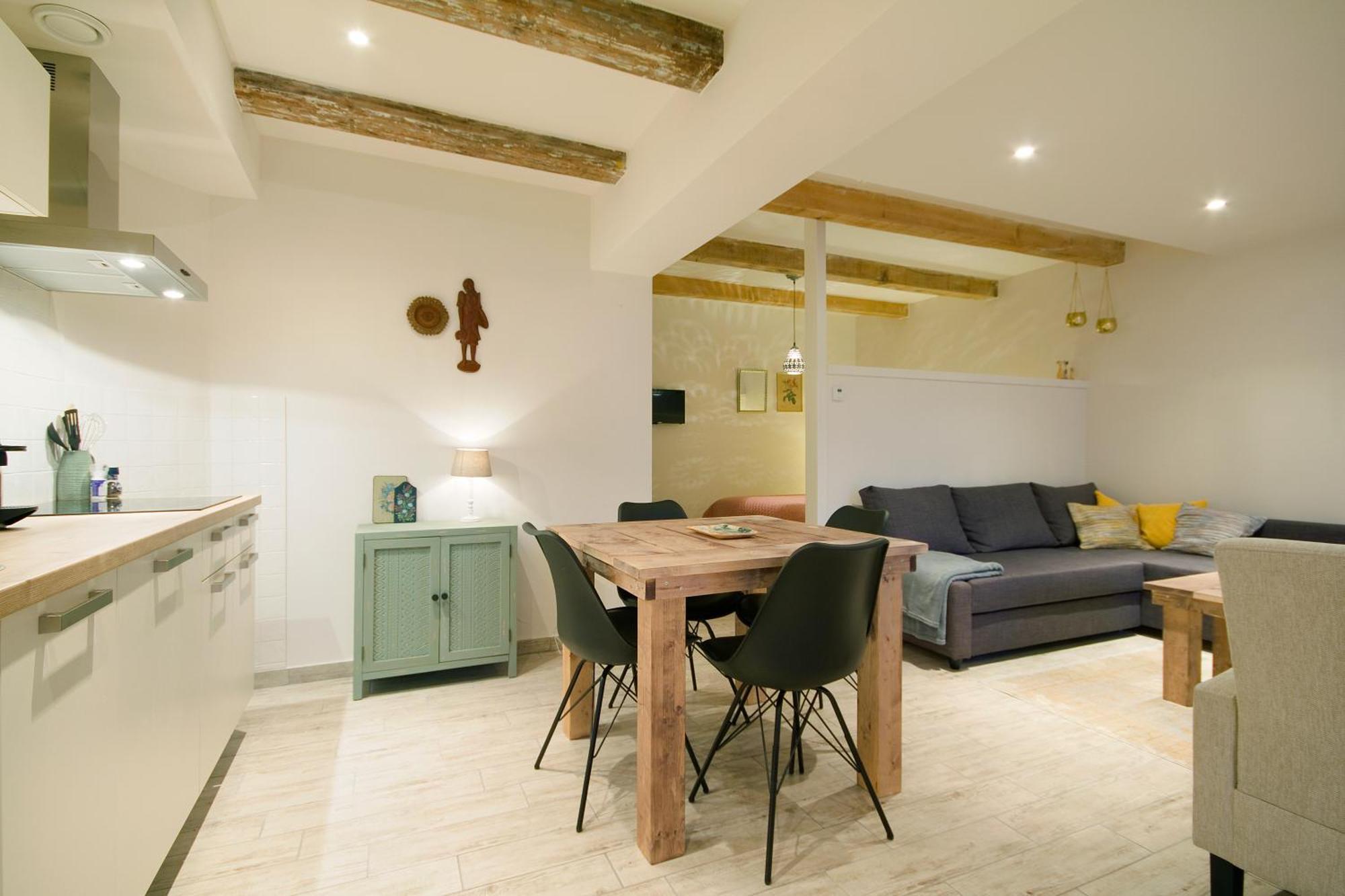 Studio Apartment
