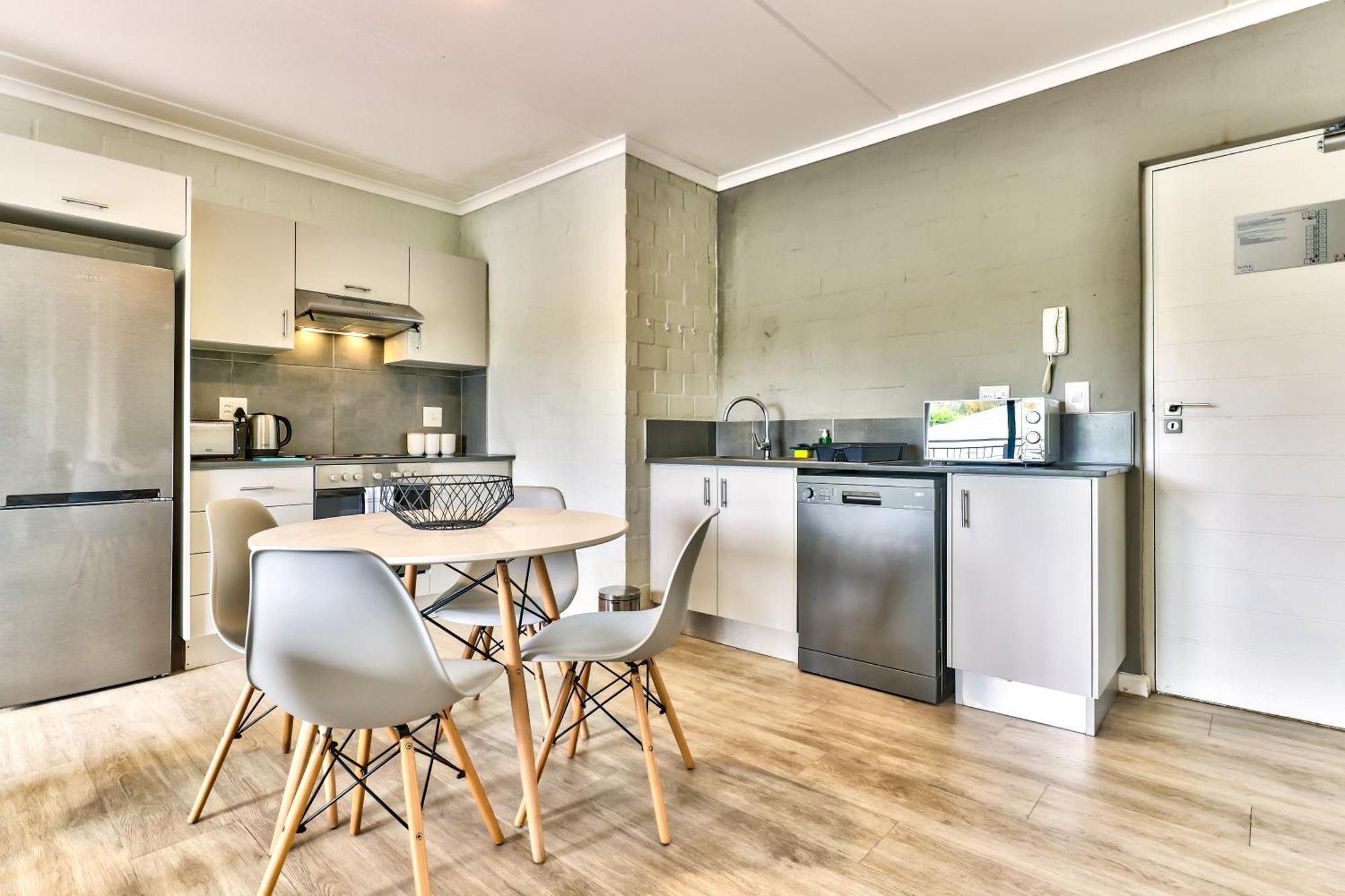 One-Bedroom Apartment Balcony,1589666524:JPEG