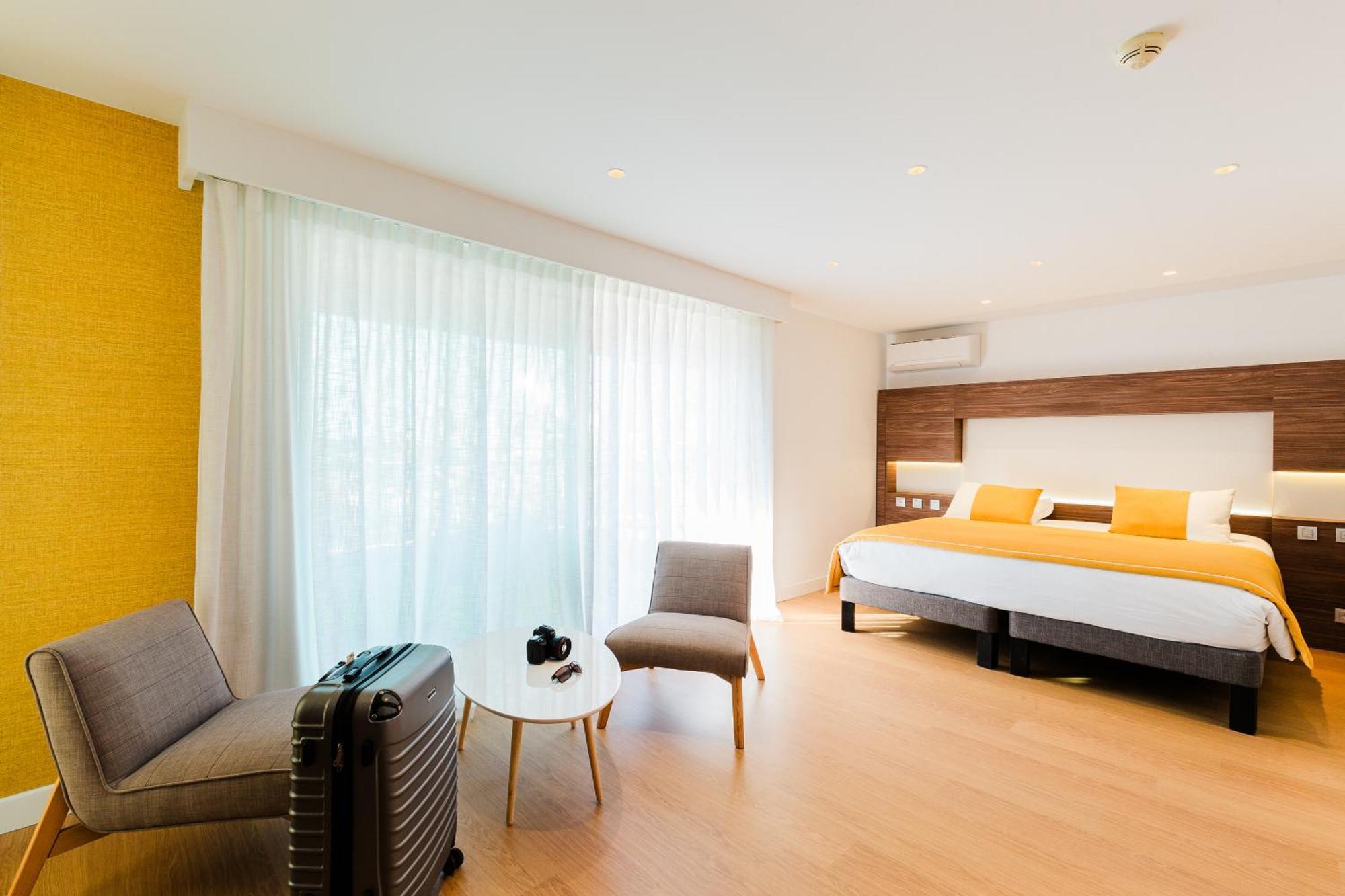 Junior Suite City View
