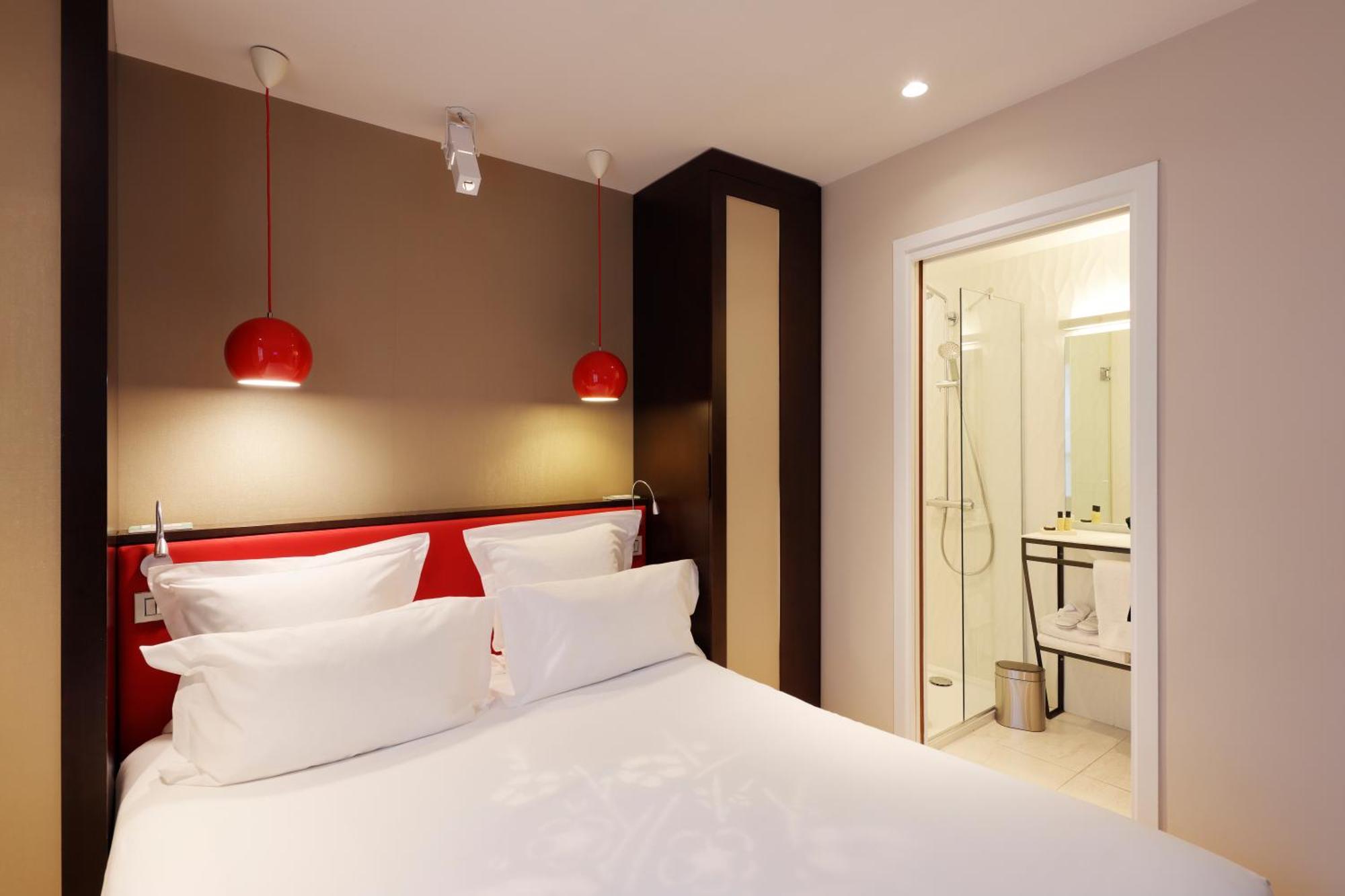 Two Connecting Double Rooms