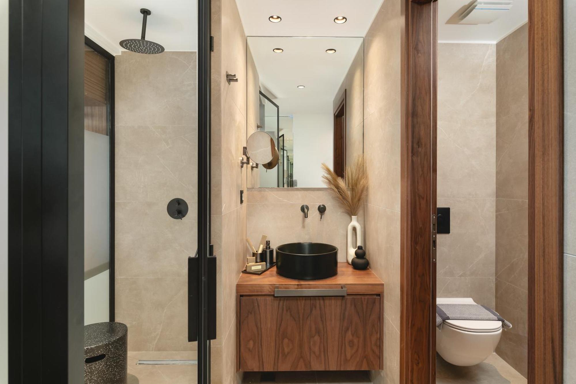 Superior Suite auf der Meerseite mit Whirlpool im Innenbereich