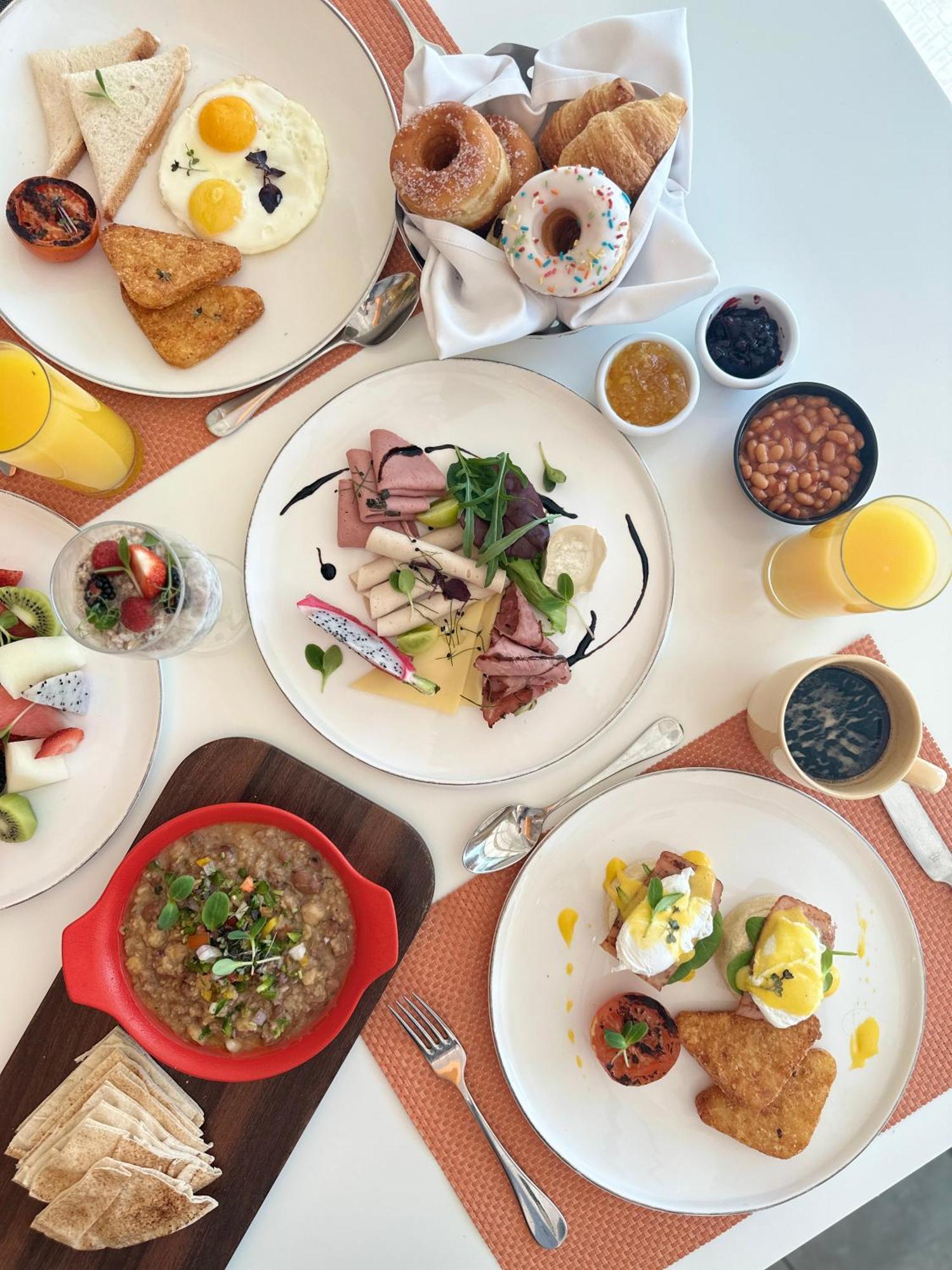 Aloft Room, Guest room, 1 King,1619760275:JPEG