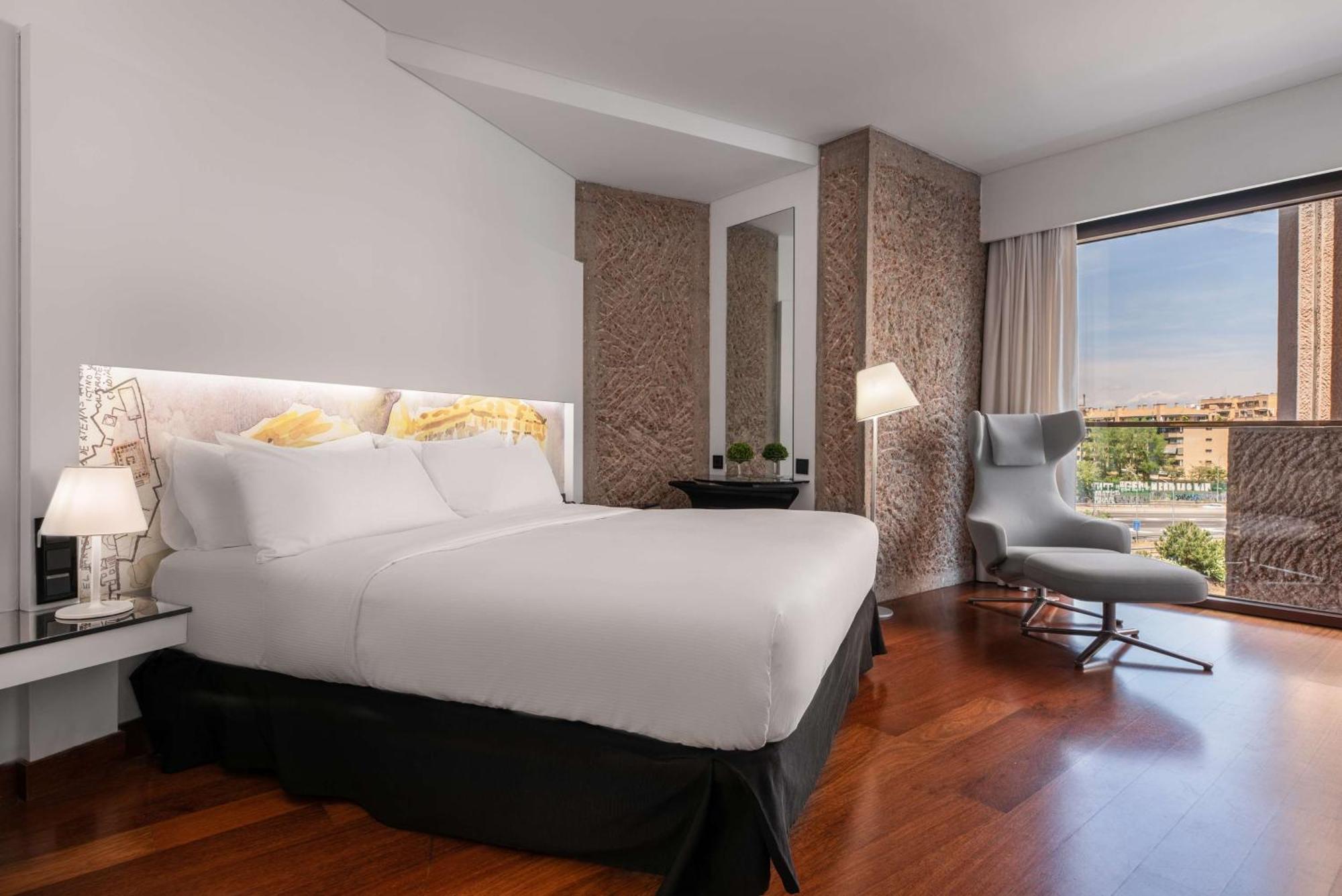 Deluxe Zimmer mit Kingsize-Bett