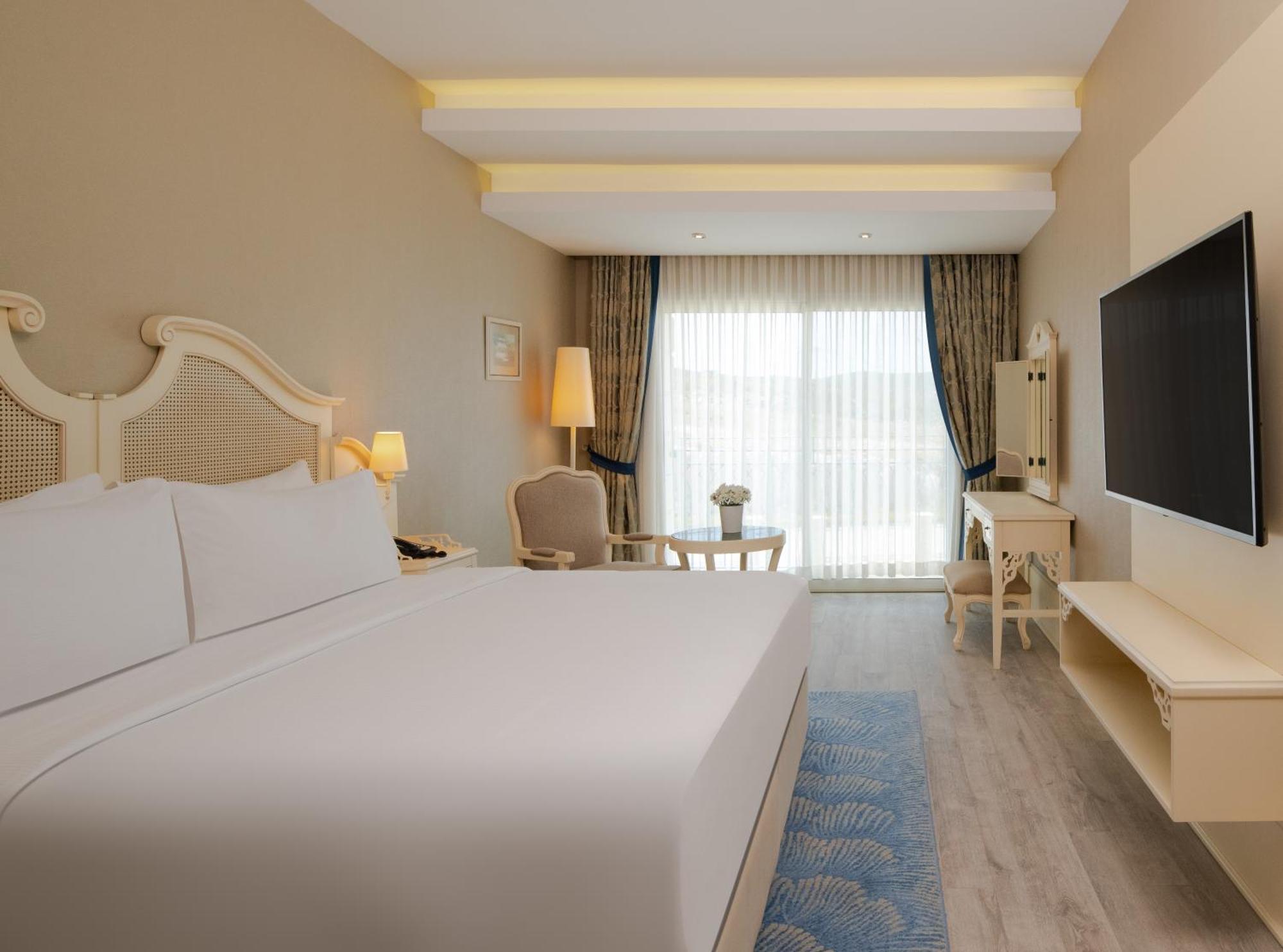King Room with Garden View - Accessible,1625686458:JPEG