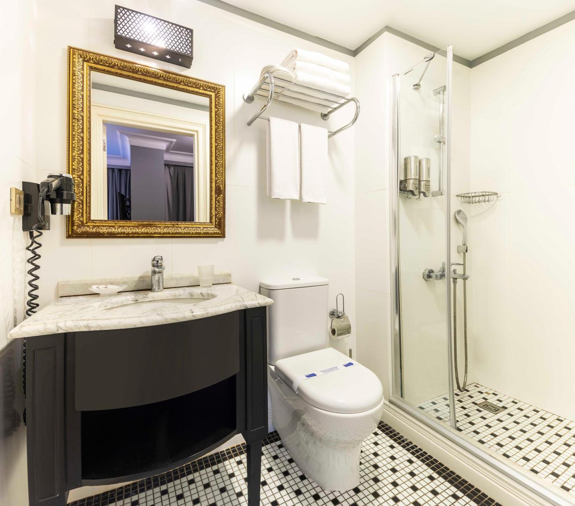 Superior Triple Room,1627208263:JPEG
