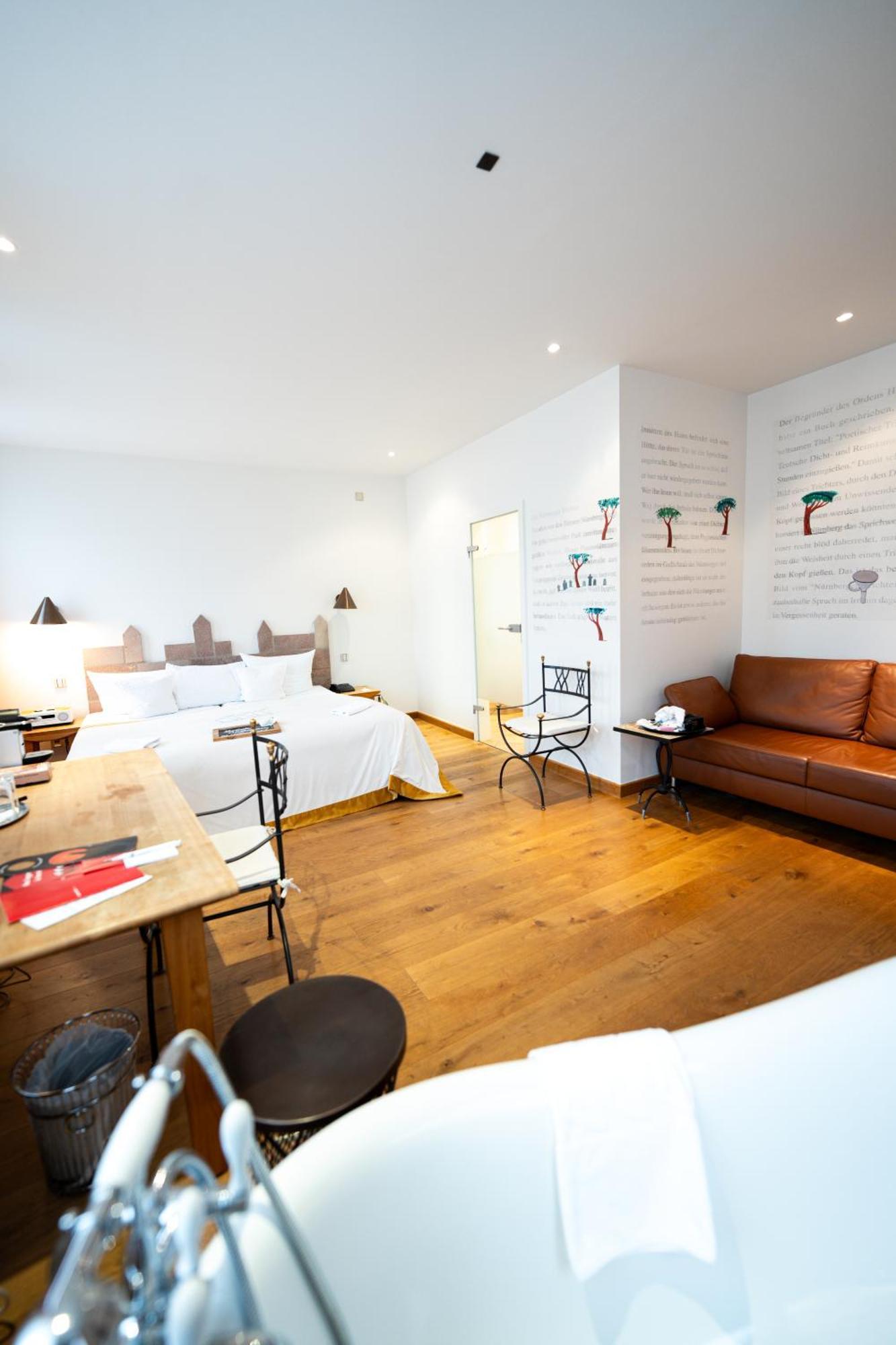 Junior Suite,1636733911:JPEG
