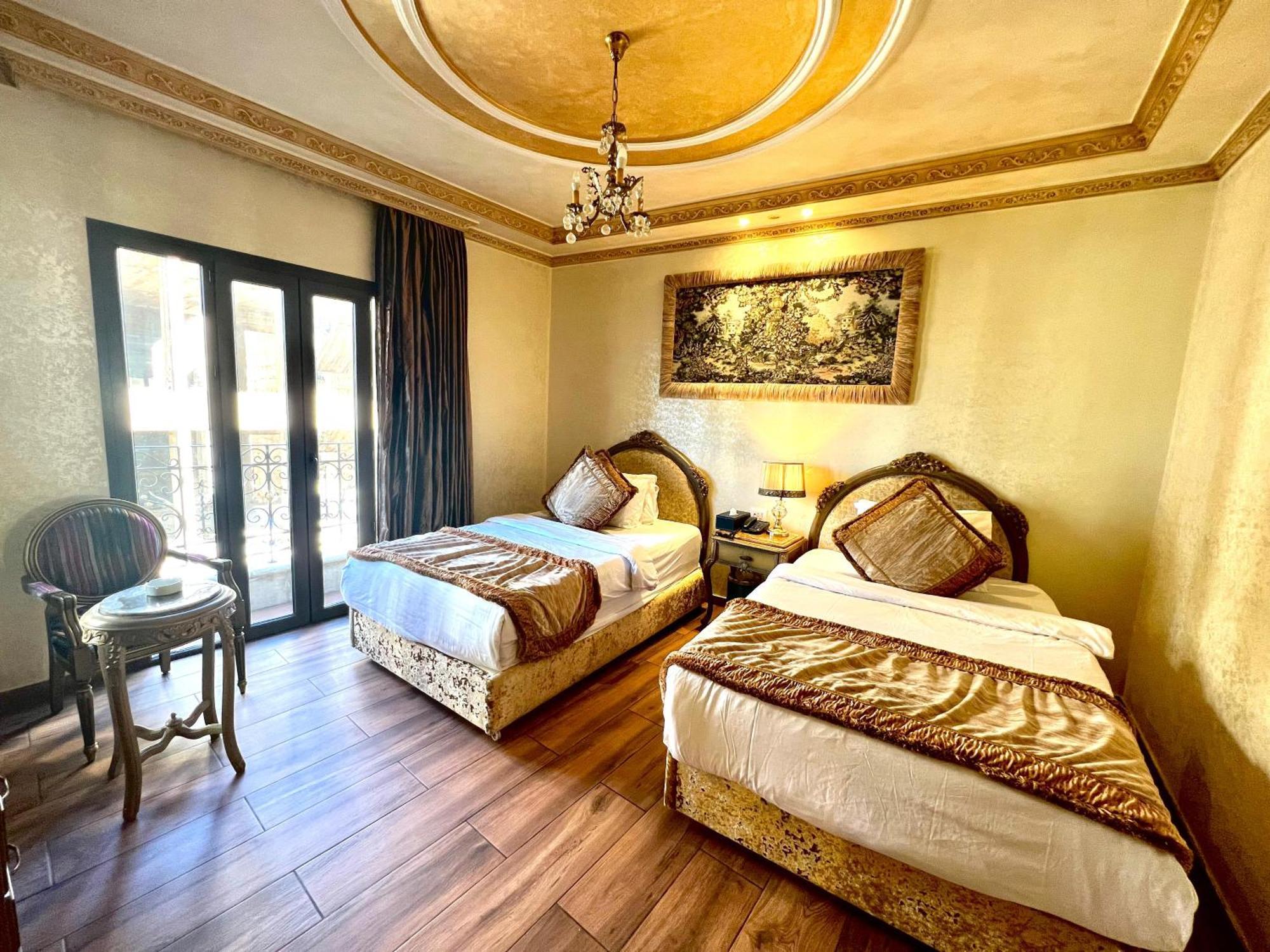 Deluxe Zweibettzimmer