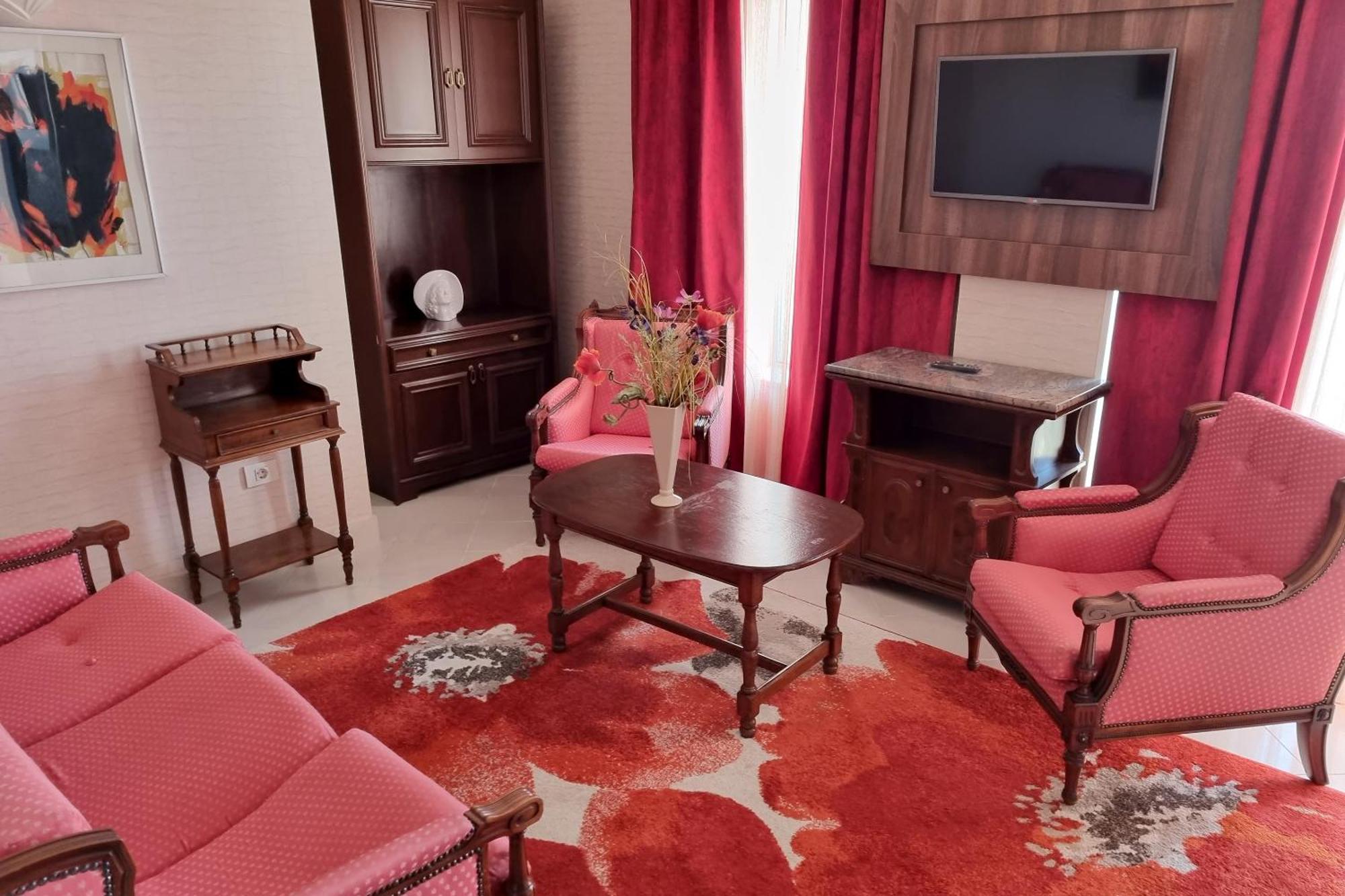 Standard Suite