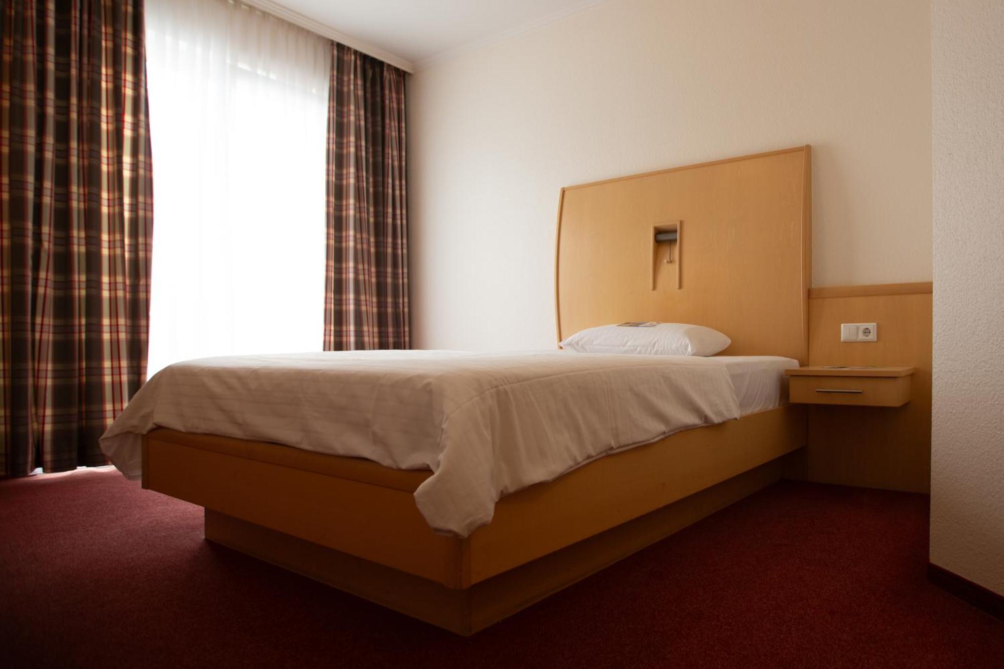 Comfort Single Room,1662396814:JPEG