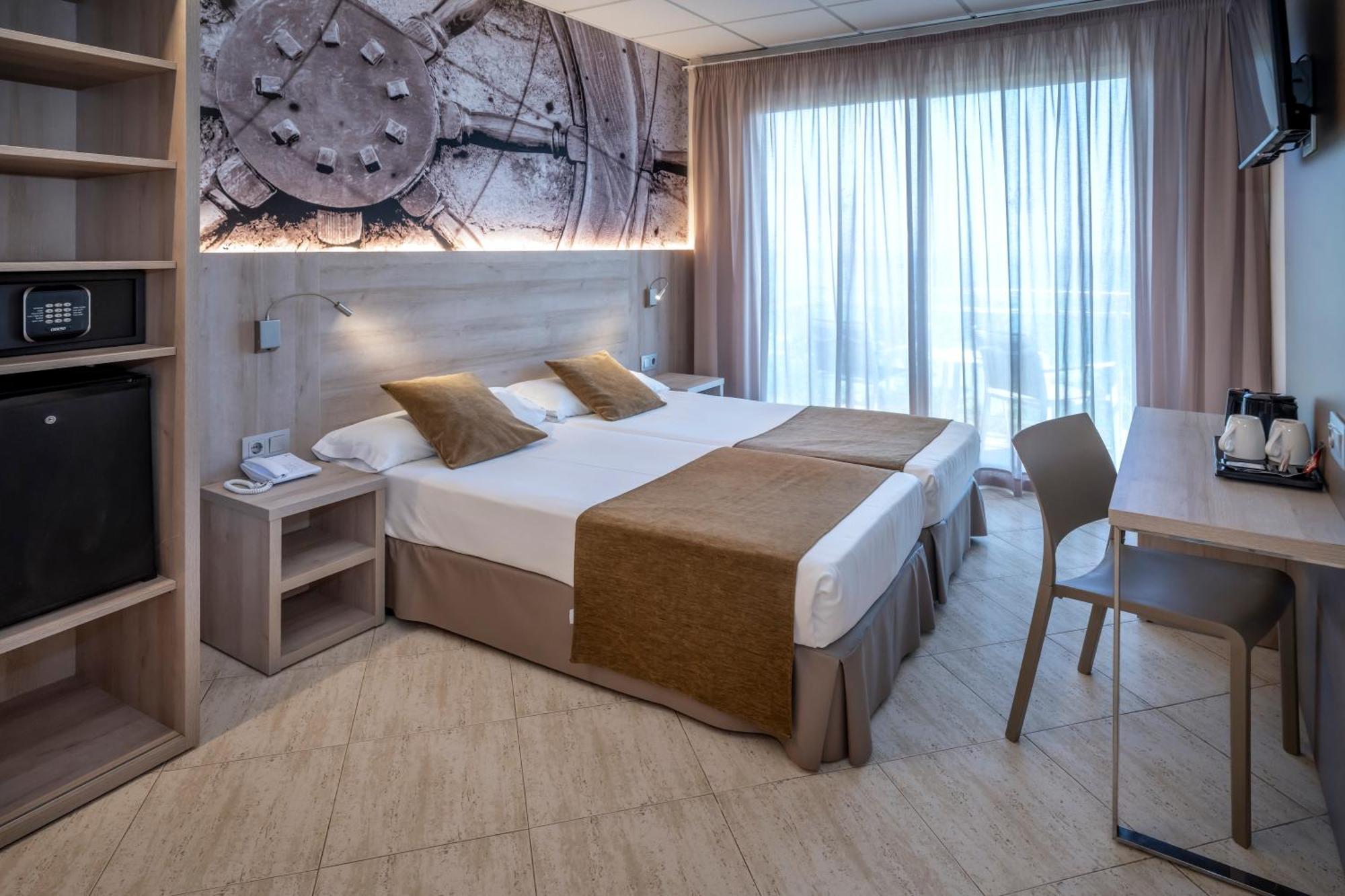 Doppel-/Zweibettzimmer mit Meerblick