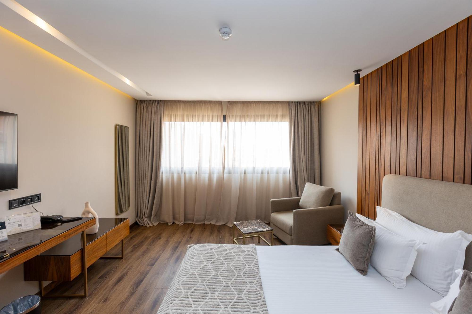 Standard Double or Twin Room,1714168778:JPEG